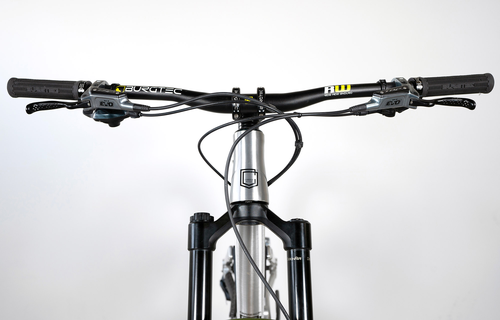COMMENCAL META TR V4 BRUSHED RACE ALC - M (22102055) image number null
