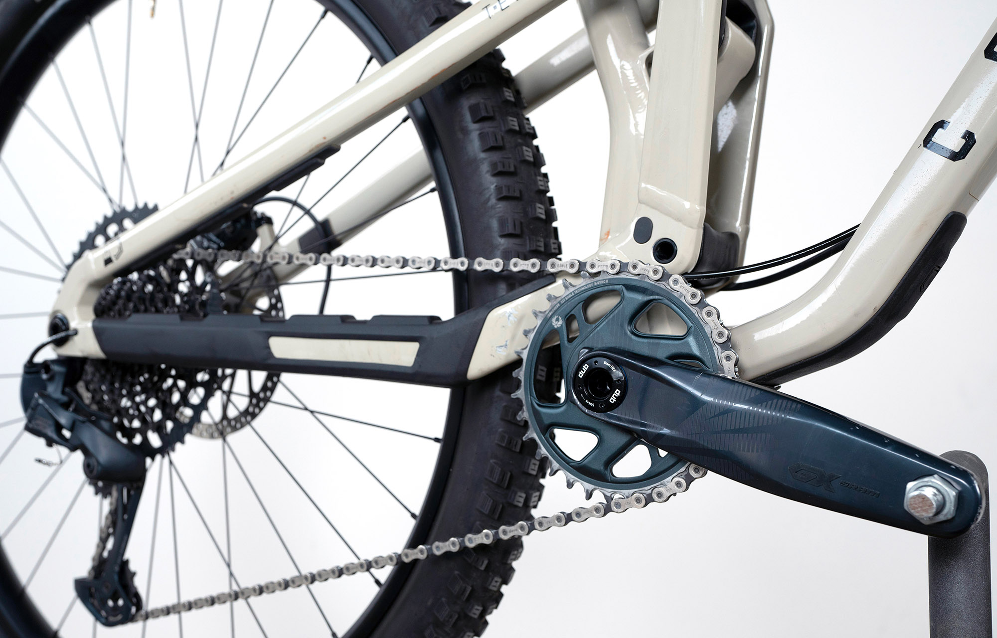 COMMENCAL T.E.M.P.O. OHLINS EDITION CHALK - M (22123902) image number null