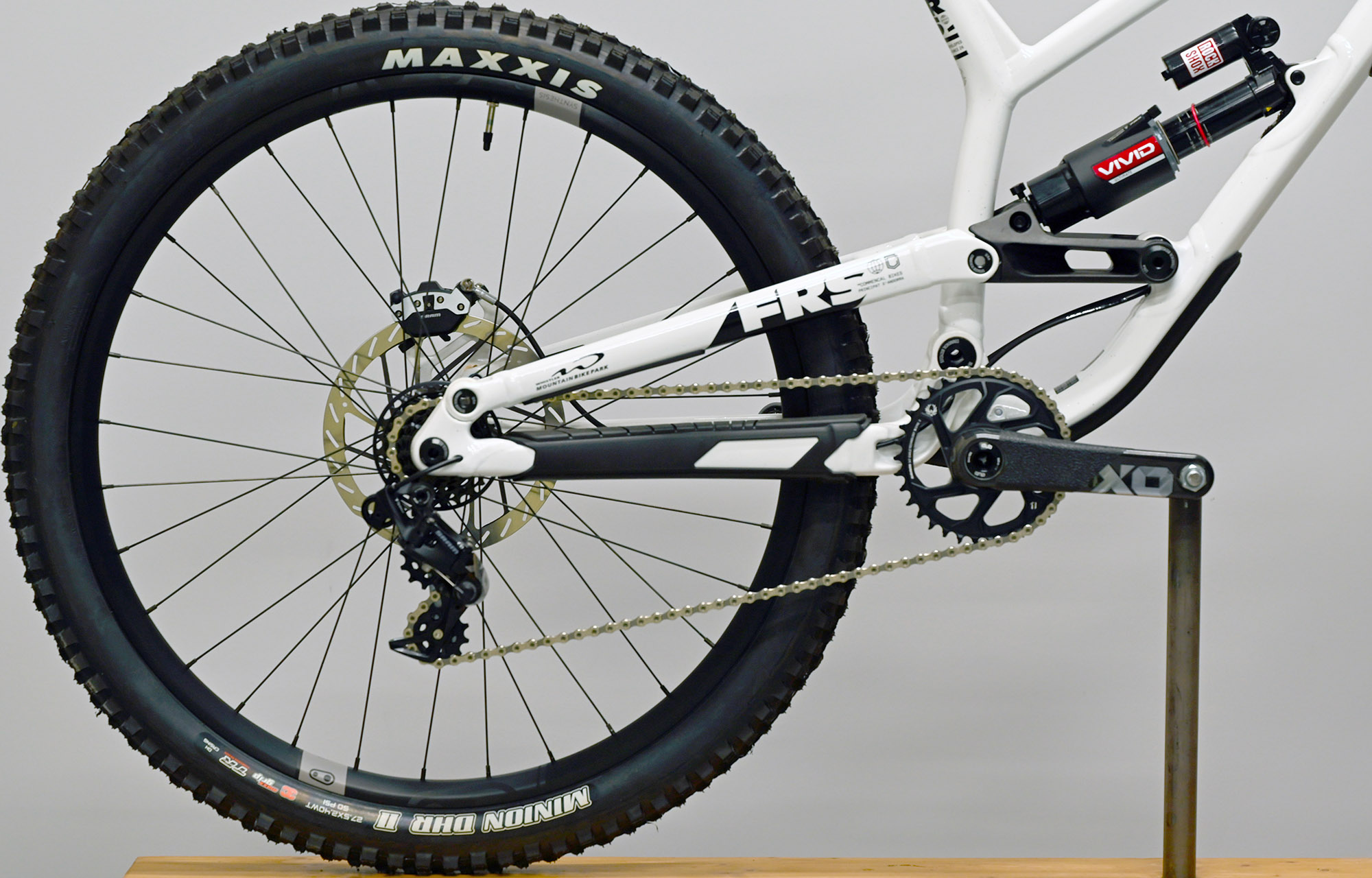 COMMENCAL FRS ULTIMATE WHISTLER EDITION - L (24156303) image number null