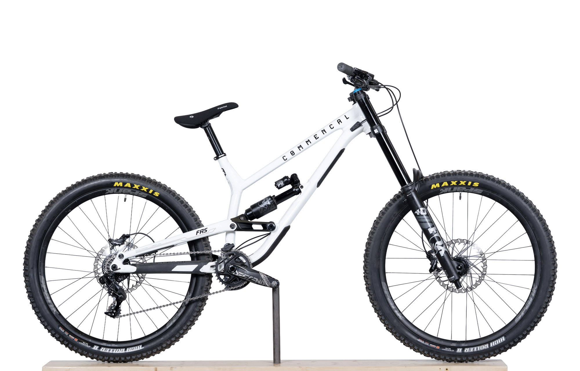 COMMENCAL FRS ESSENTIAL PURE WHITE - M (23150502) image number null