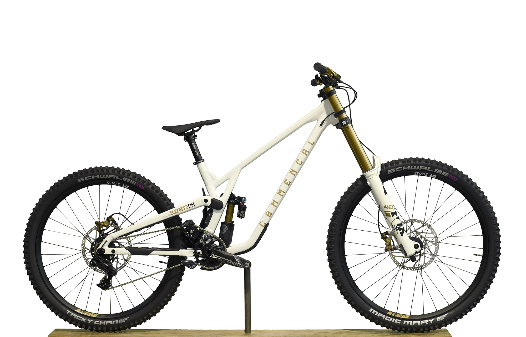 COMMENCAL SUPREME DH V5 SIGNATURE LTD PURE WHITE - L (23151003) image number null