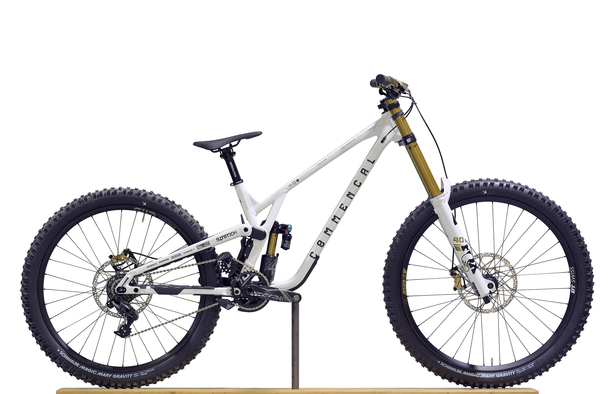COMMENCAL SUPREME DH V5 SIGNATURE LTD PURE WHITE [COMMENCAL TEAM] - L (23151002) image number null