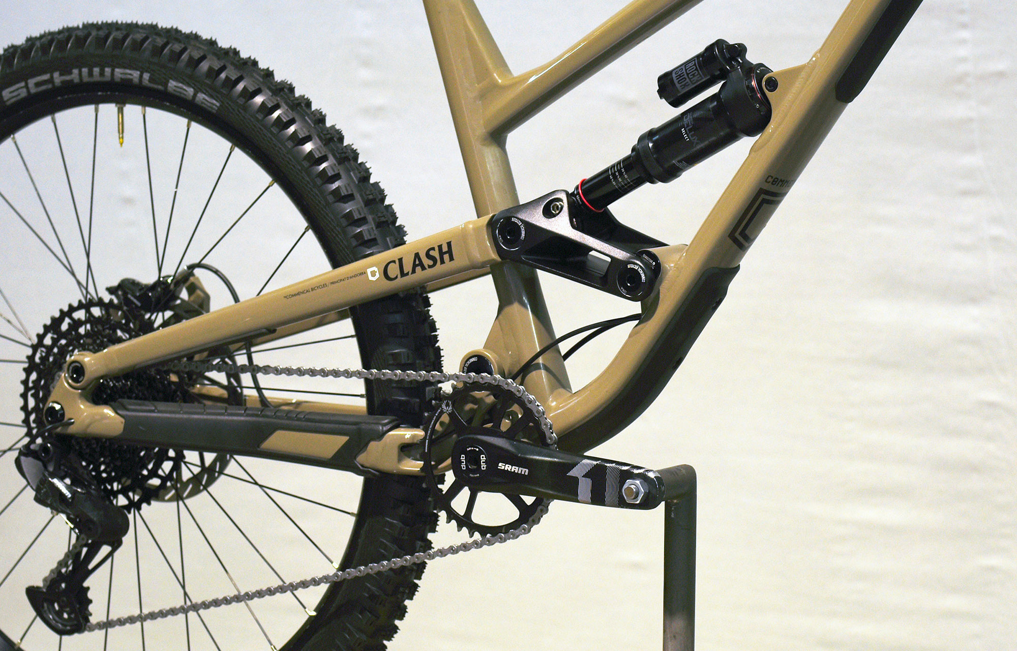 COMMENCAL CLASH RIDE DIRT - L (22131203) image number null