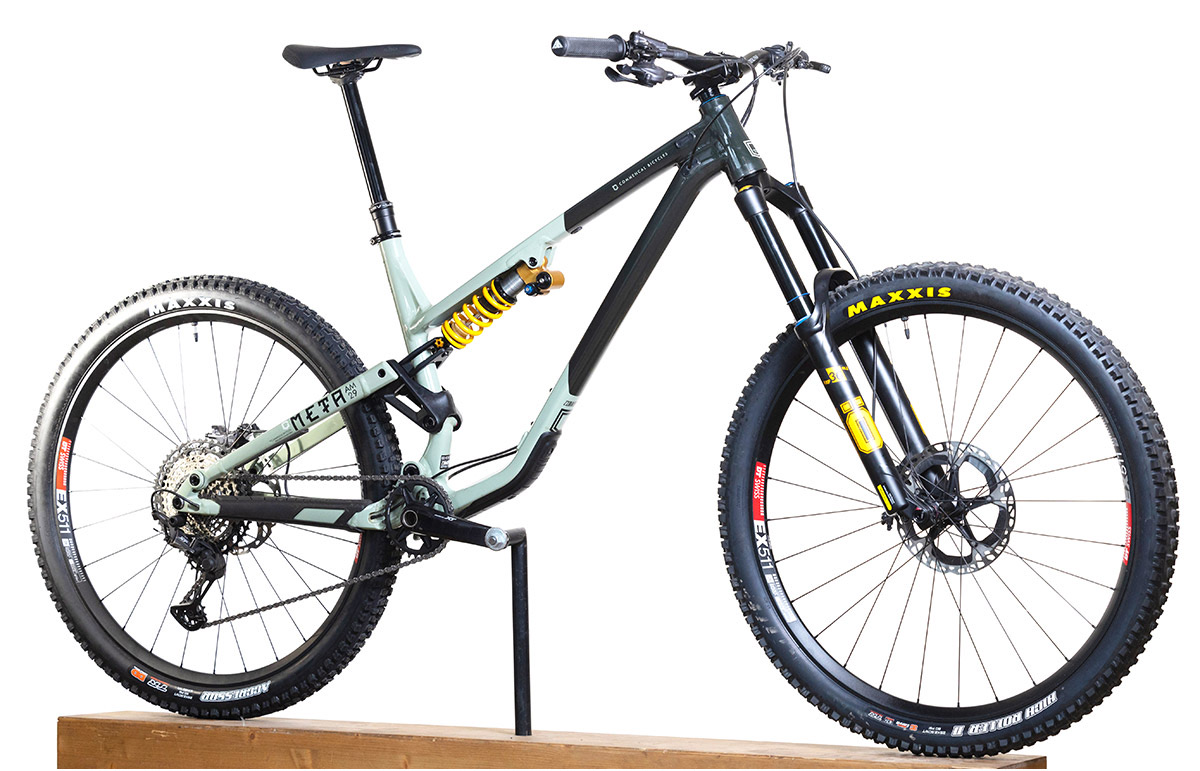 COMMENCAL META AM 29 OHLINS EDITION HERITAGE GREEN / DARK GREEN (XL) image number null