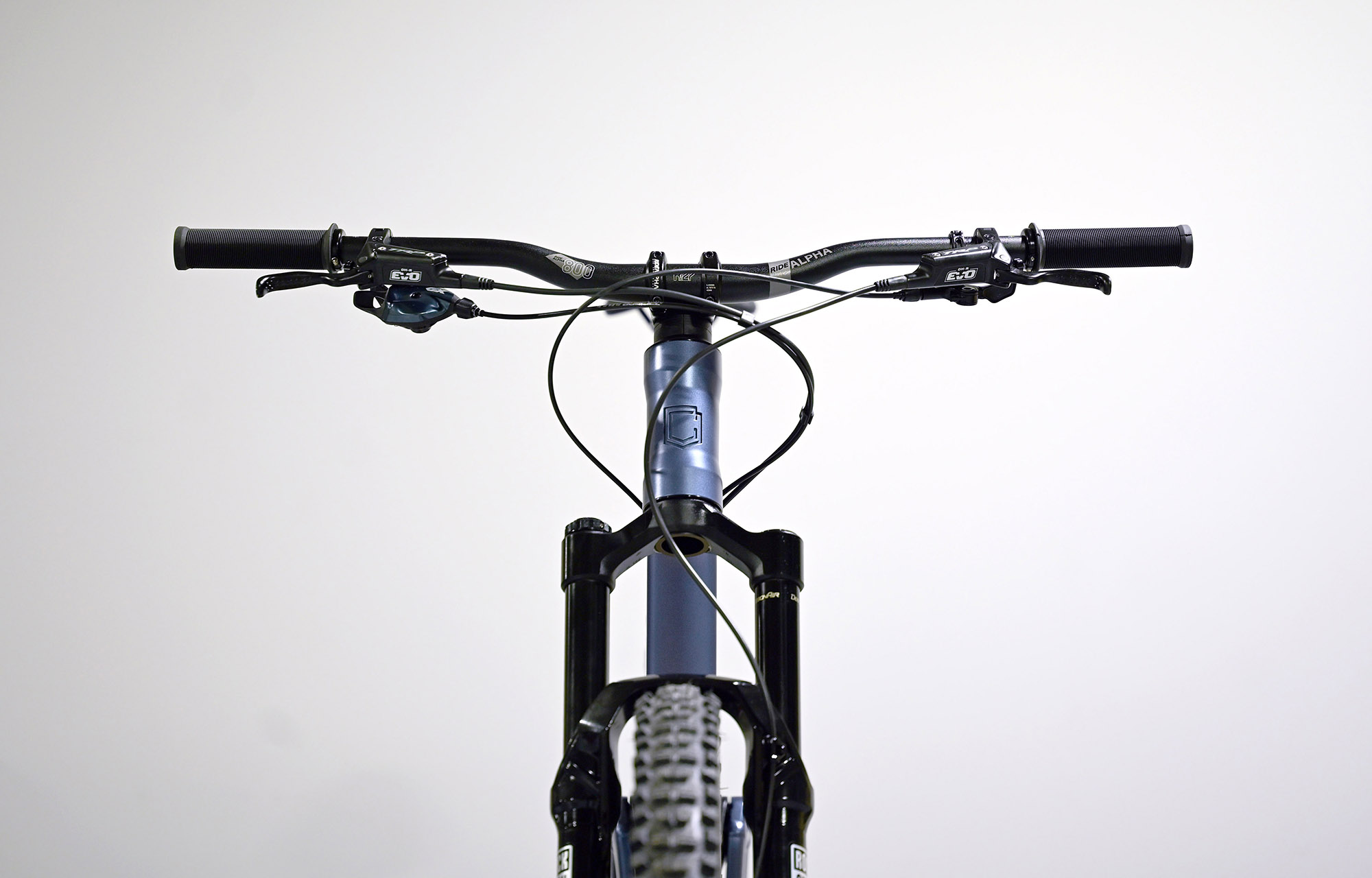 COMMENCAL META V5 RACE SPARKLY BLUE - XL (23121304) image cover number large 3