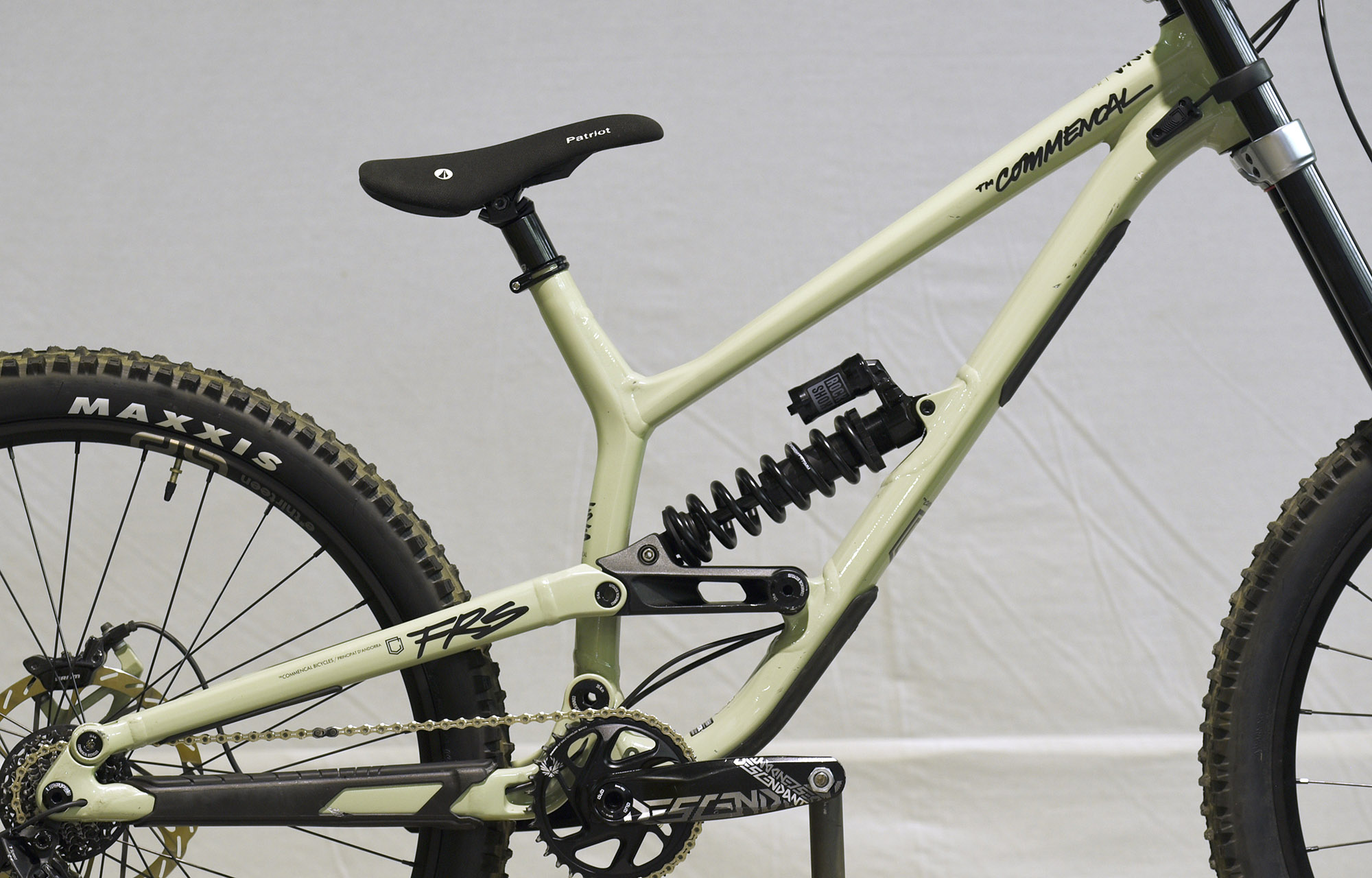 COMMENCAL FRS RIDE HERITAGE GREEN - M (22150402) image number null