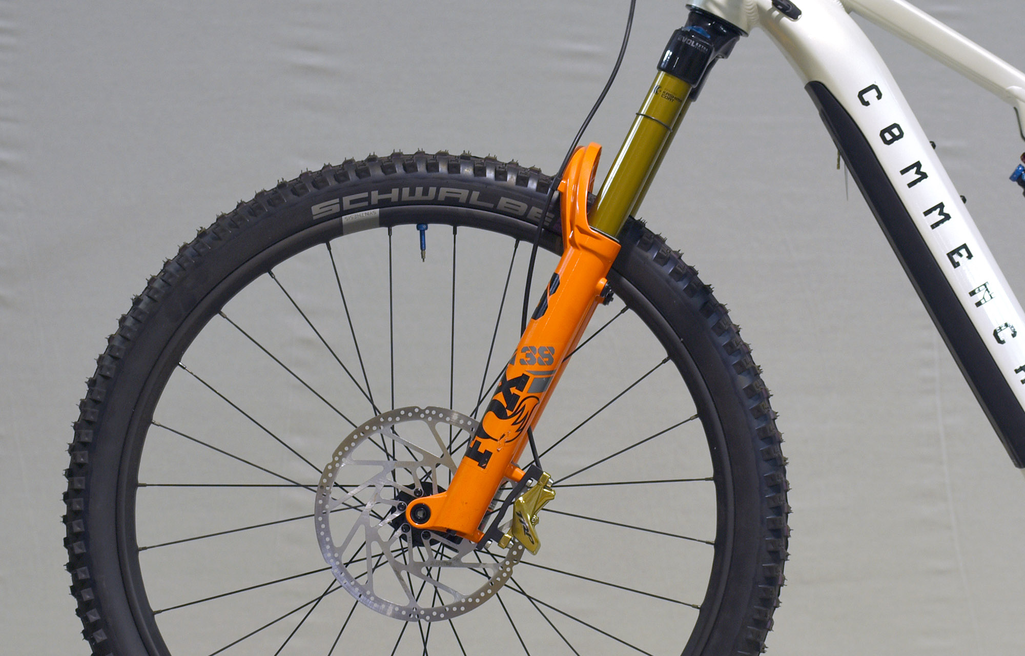 COMMENCAL META POWER TR BOSCH CLEAR SILVER [COMMENCAL TEAM] ALC - M (23100060) 29km image number null