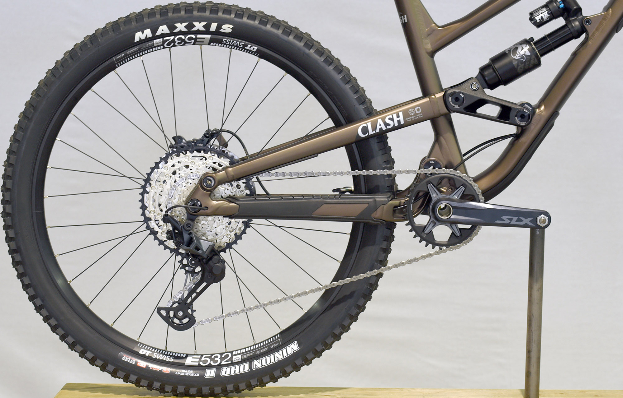 COMMENCAL CLASH ESSENTIAL FROZEN BROWN - M (22134502) image number null