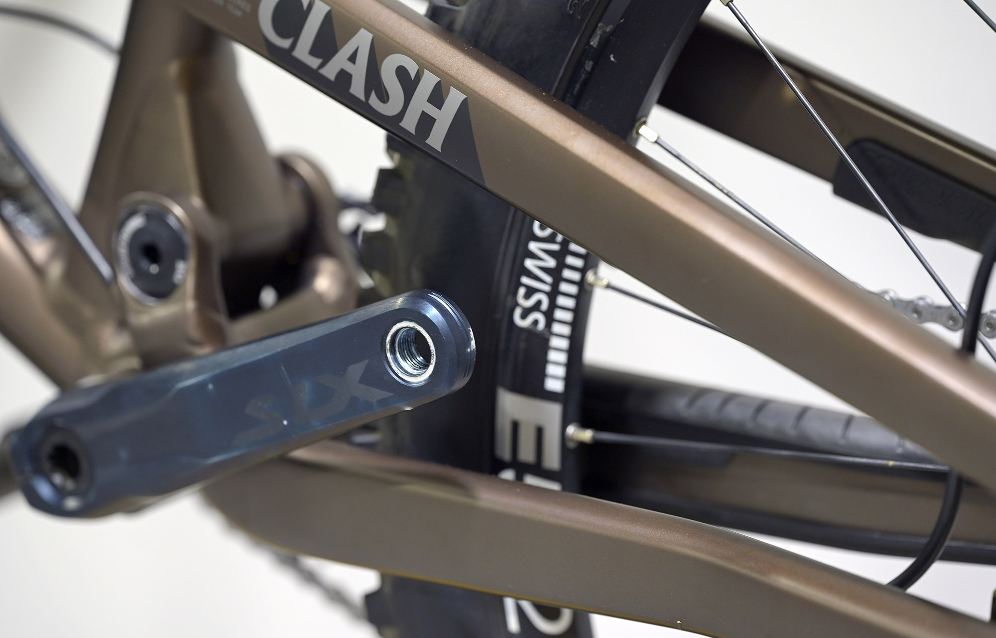 COMMENCAL CLASH ESSENTIAL FROZEN BROWN - M (22134502) image cover number large 12