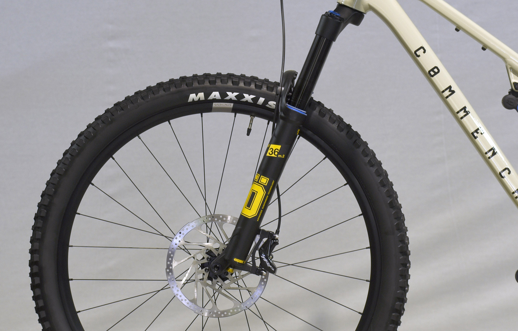 COMMENCAL T.E.M.P.O. OHLINS EDITION CHALK - M (22123902) image number null