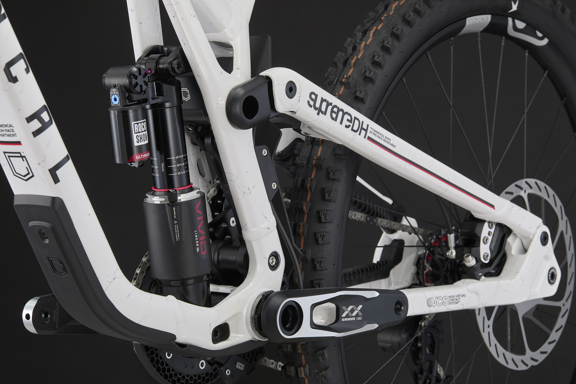 COMMENCAL SUPREME DH V5.2 TEAM REPLICA PURE WHITE 2027 image large number 7