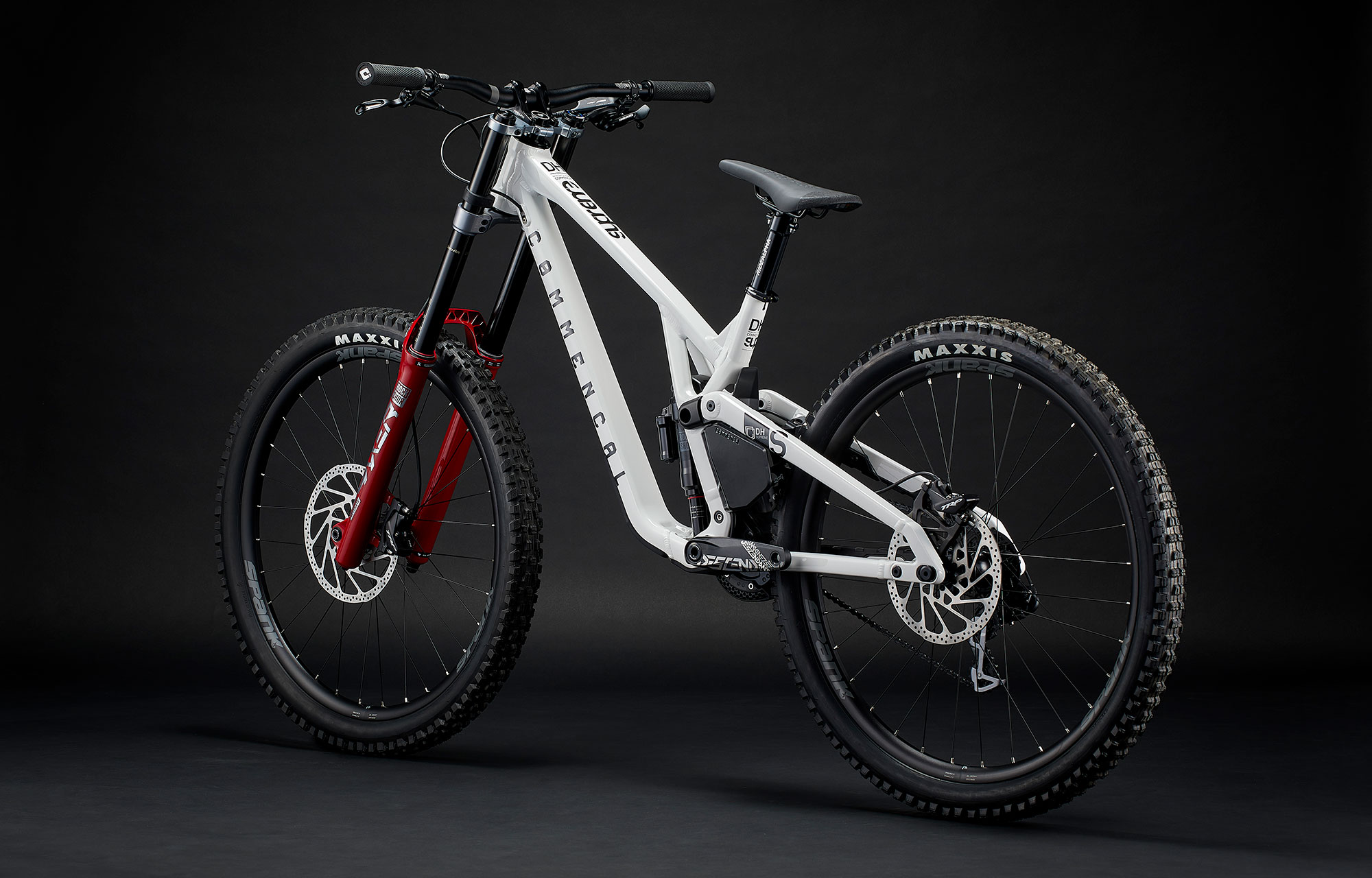 COMMENCAL SUPREME DH V5 XS PURE WHITE image number null