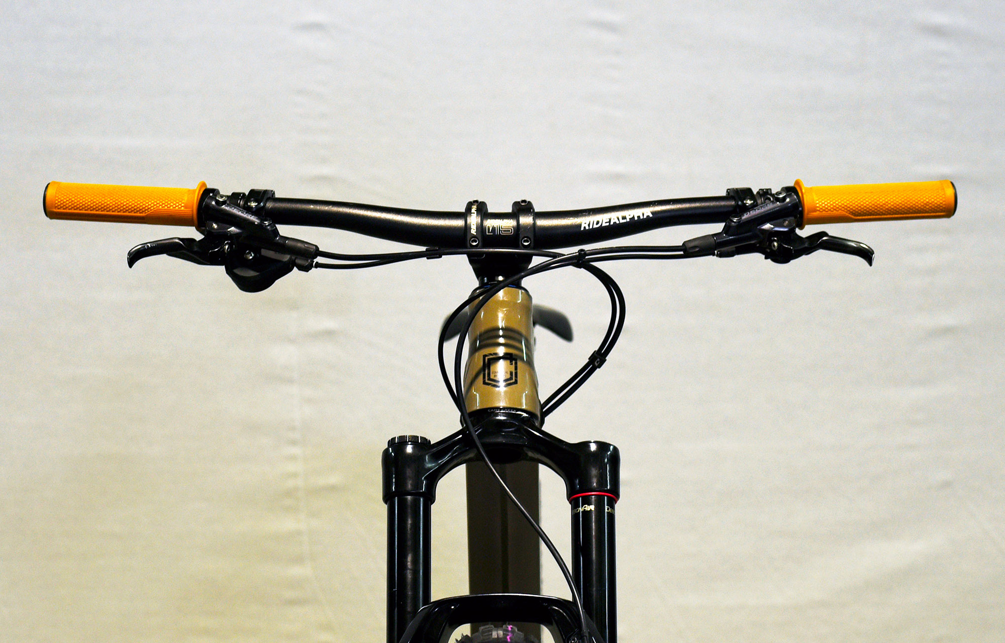 COMMENCAL CLASH JR DIRT MAXXIS - JR (21175200) image number null