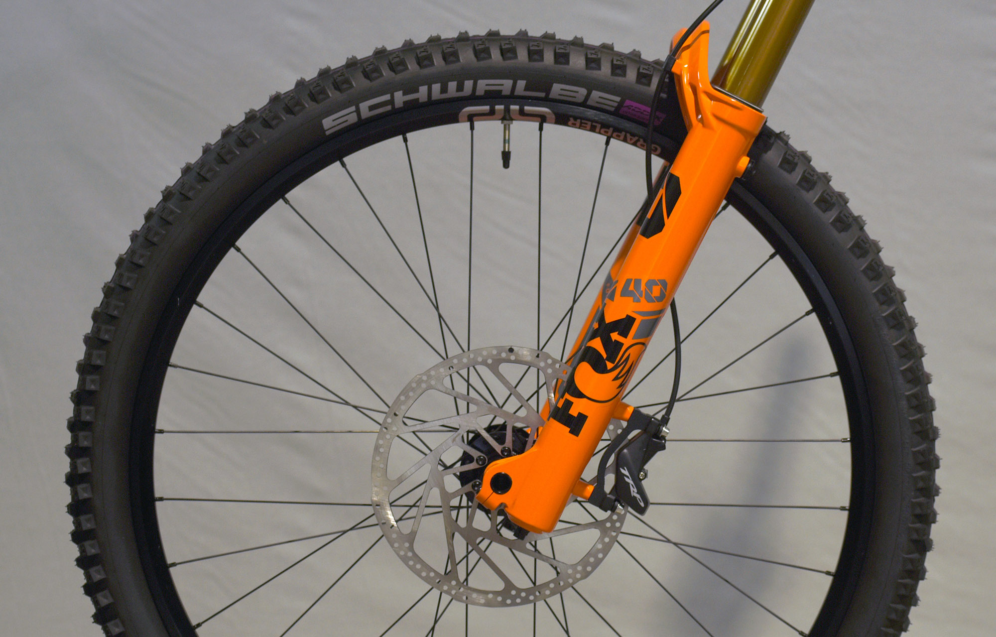 COMMENCAL SUPREME DH V5 SIGNATURE AIR PURE WHITE - L (23150203) image number null