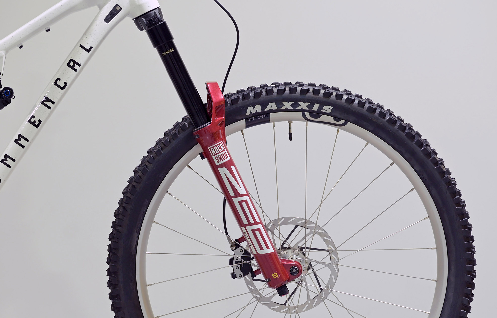 COMMENCAL META SX V5 ULTIMATE WHISTLER EDITION GLITTERY WHITE - M (24136602) image cover number large 1