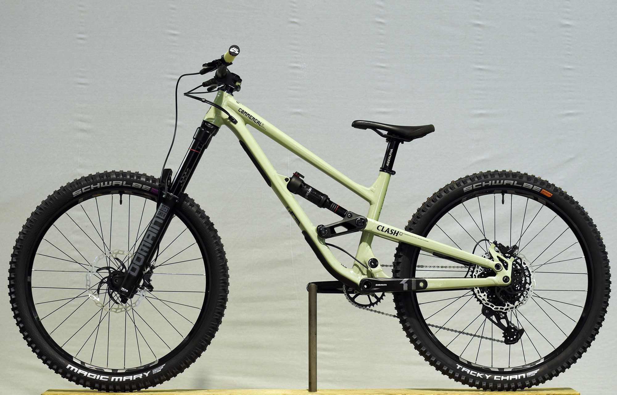 COMMENCAL CLASH ORIGIN HERITAGE GREEN - S (22131101) image number null