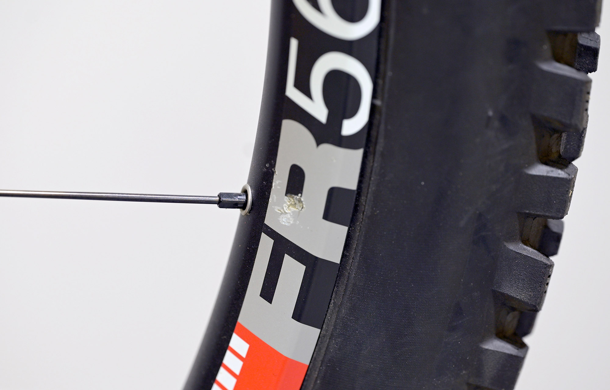 COMMENCAL SUPREME DH V5 SIGNATURE PURE WHITE - S (22150901) image cover number large 9