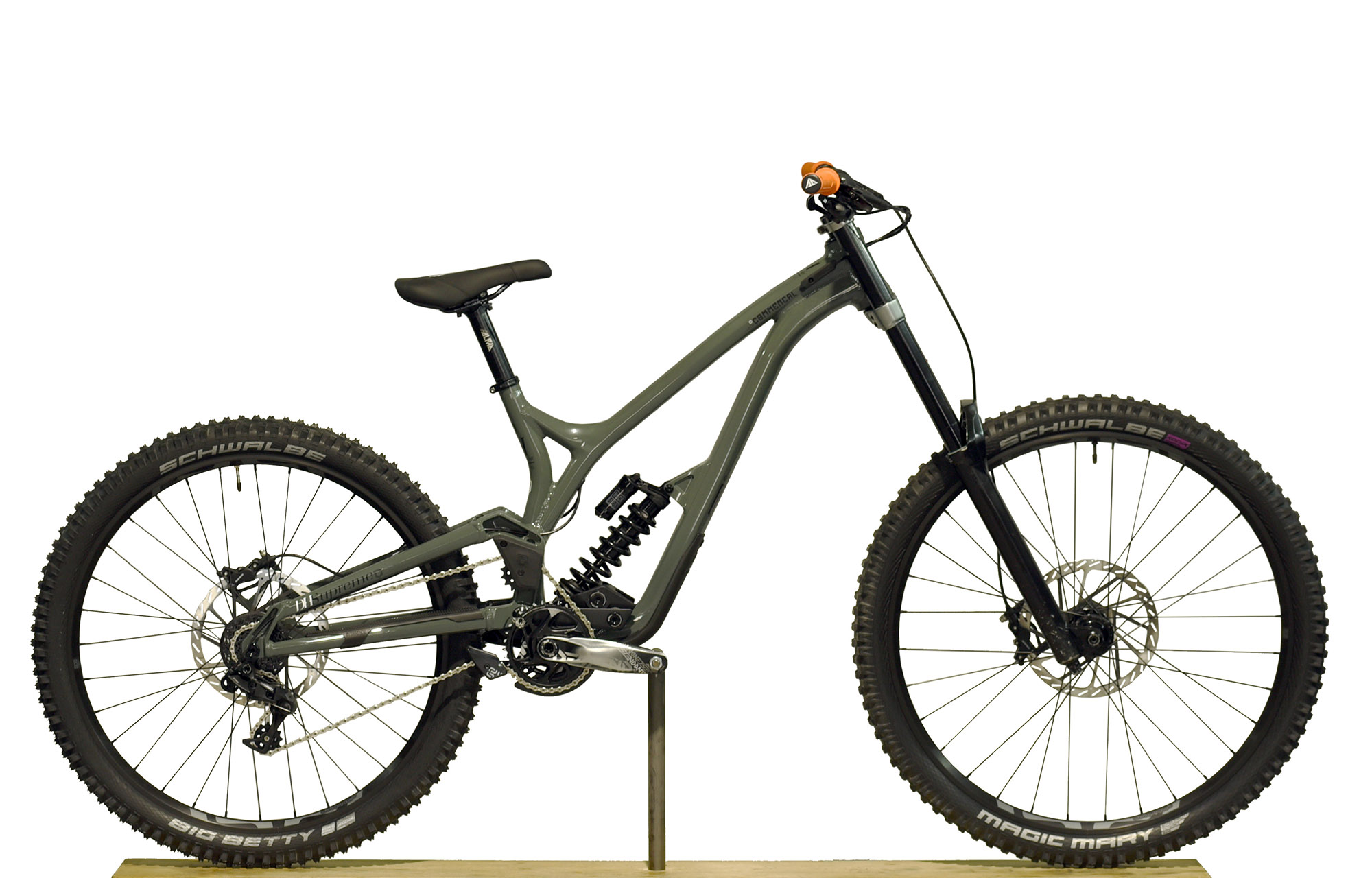 COMMENCAL SUPREME DH 29/27 RACE KESWICK GREEN - M (21151202) image number null