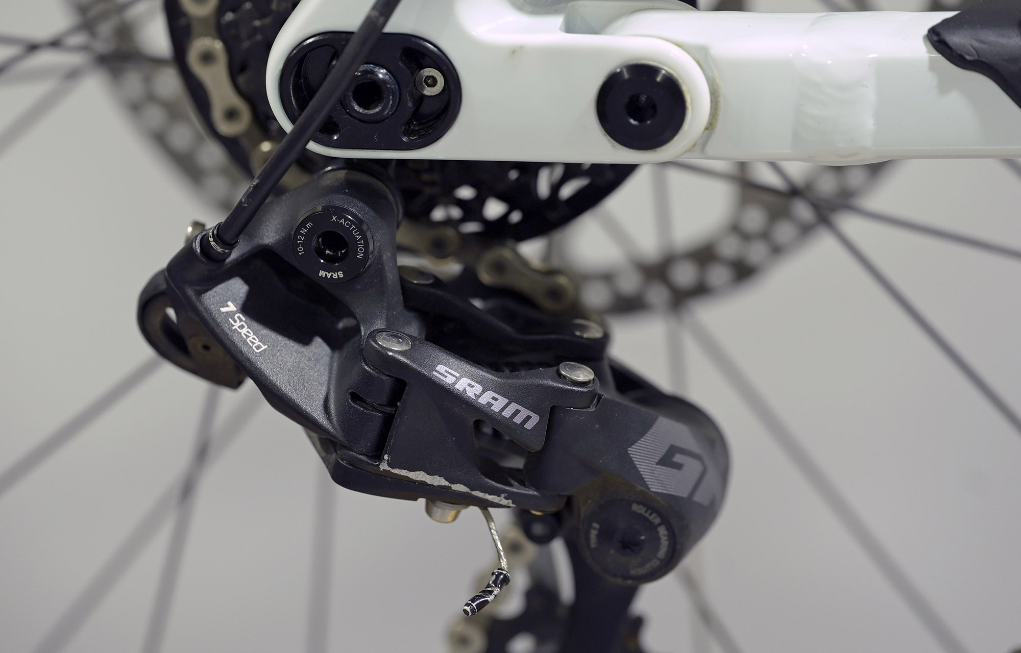 COMMENCAL SUPREME DH V5 SIGNATURE LTD PURE WHITE - M (23151002) image cover number large 5