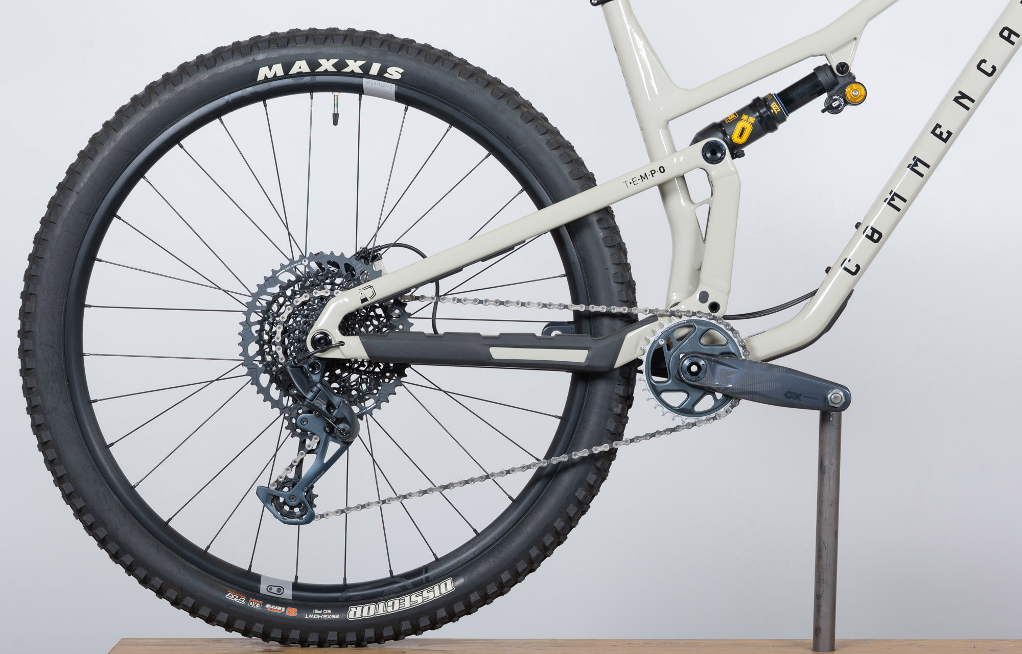 COMMENCAL T.E.M.P.O. OHLINS EDITION CHALK - XL (22123904) image cover number large 0