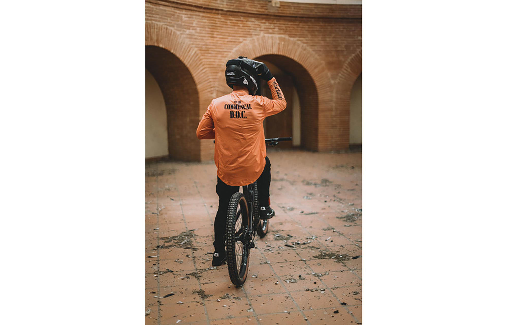 COMMENCAL LANGARM TRIKOT LIGHTECH ORANGE image number 3