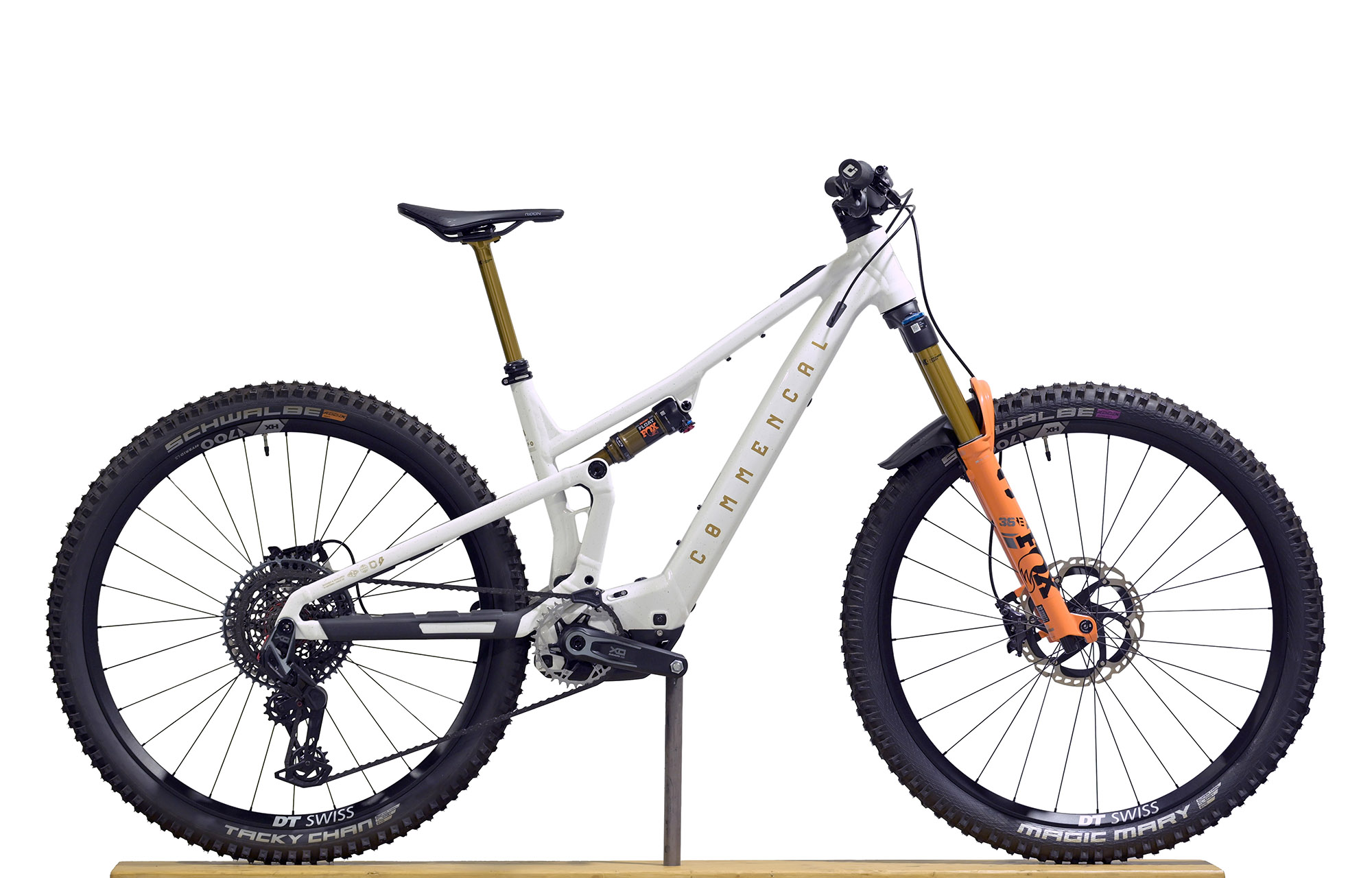 COMMENCAL T.E.M.P.O. POWER SIGNATURE AXS - M (24183142) 7 km image number null