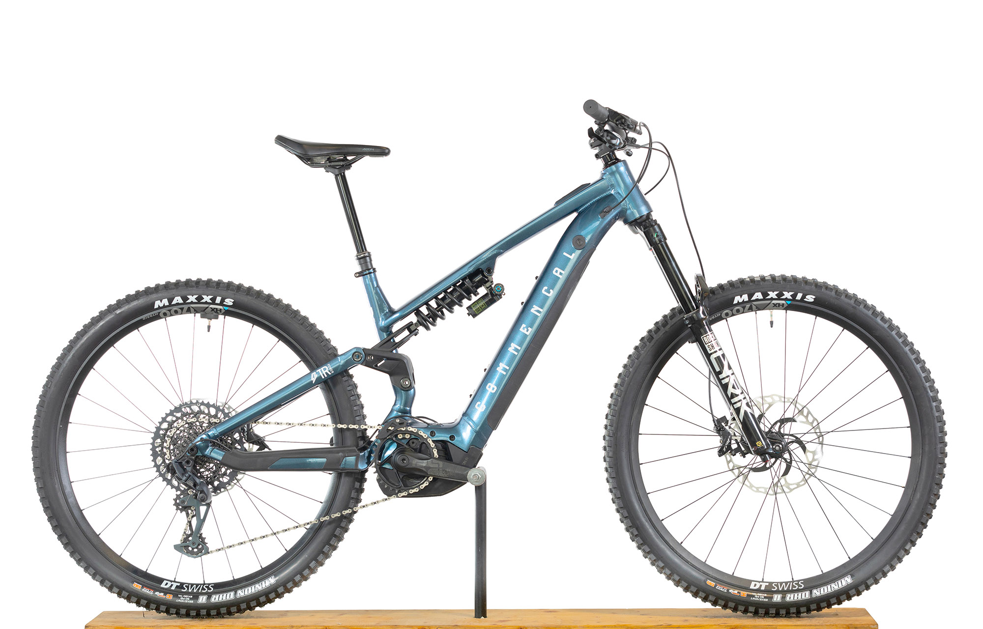 COMMENCAL META POWER TR BOSCH RACE SPARKLY BLUE - M (22181402) 153km image number null