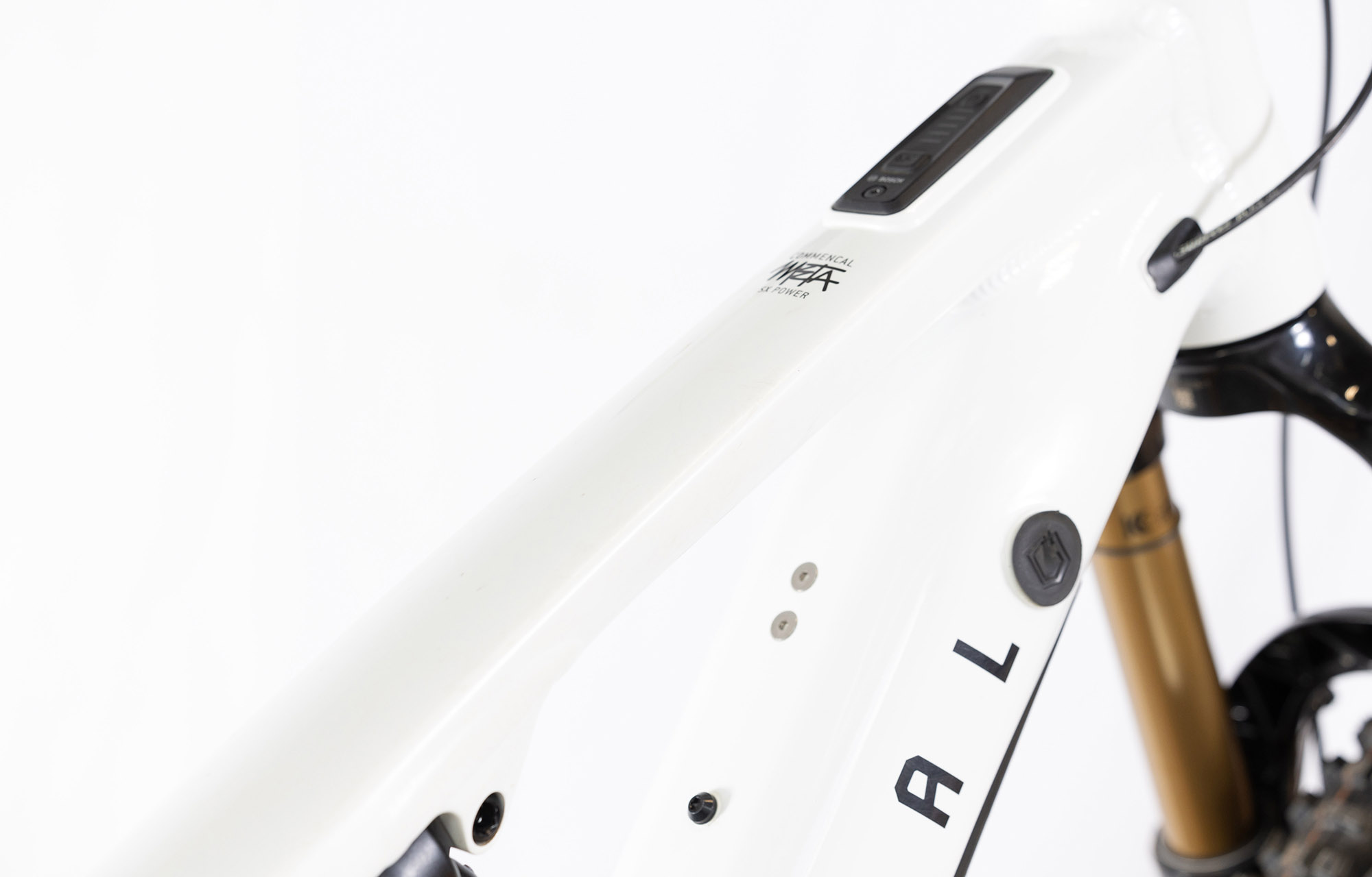 COMMENCAL META POWER SX BOSCH SIGNATURE PURE WHITE - L (22181903) 491km image cover number large 2