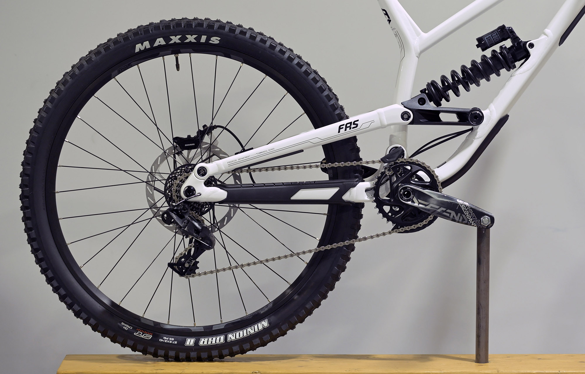 COMMENCAL FRS RIDE PURE WHITE - L (22150403) image cover number large 0