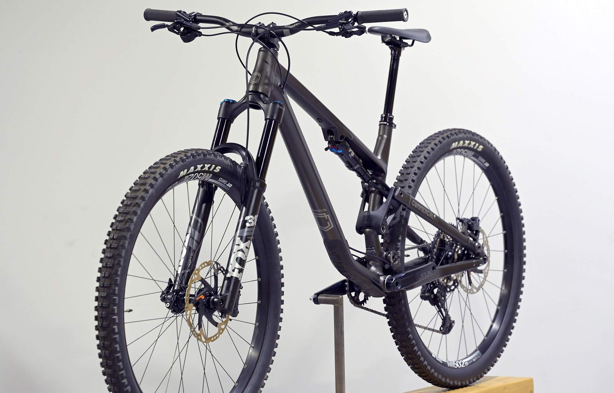 COMMENCAL META TR V4 ESSENTIAL DARK SLATE - L (22120203) image cover number large 3