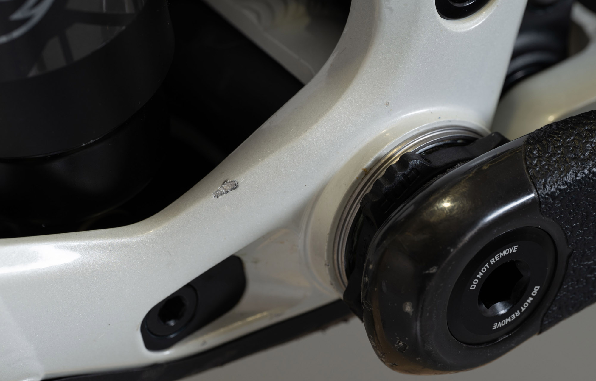 COMMENCAL SUPREME DH V5 SIGNATURE PURE WHITE ALC - S (24100026) image large number 16