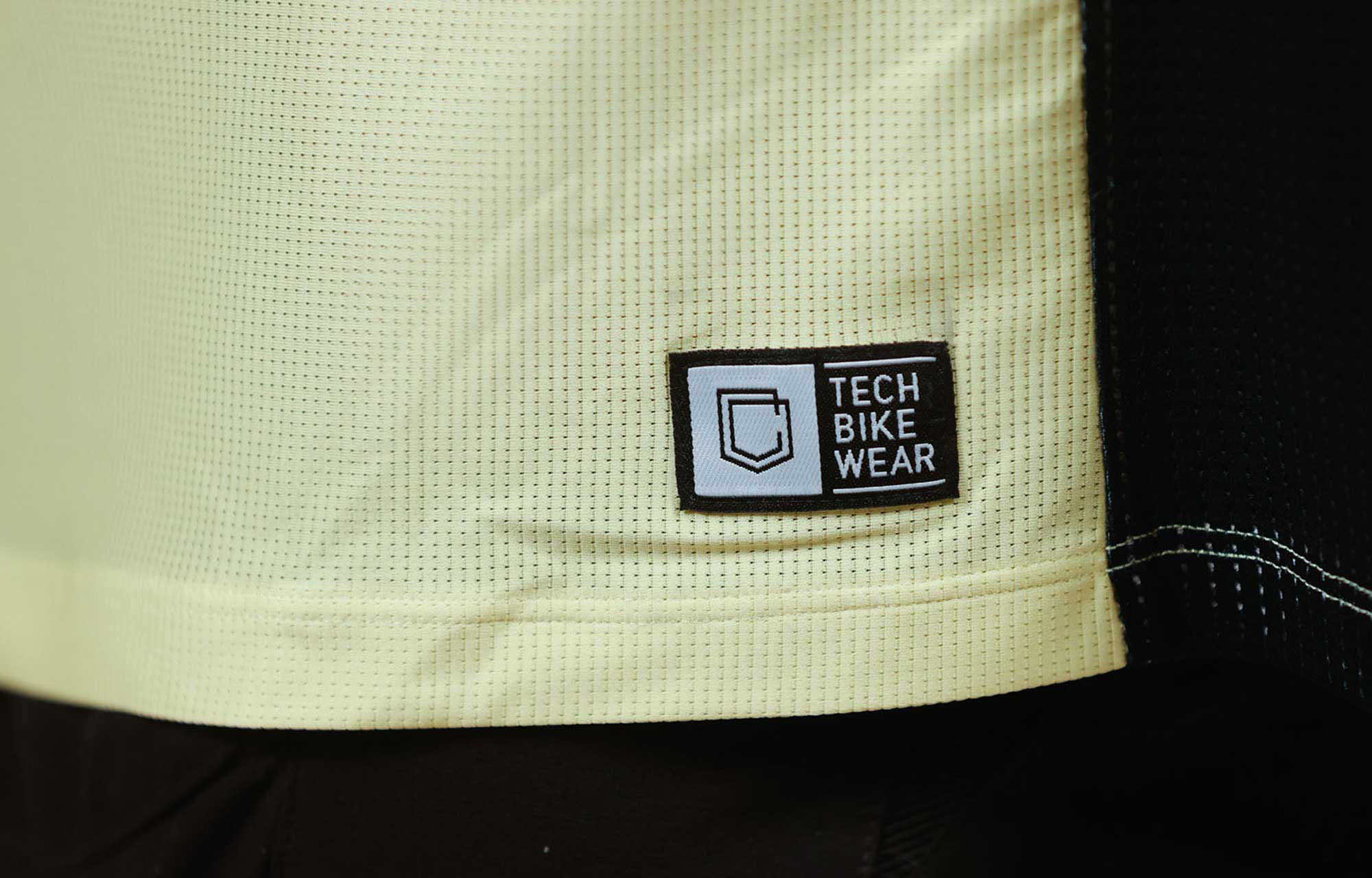 COMMENCAL LONG SLEEVE RACE JERSEY LIGHT YELLOW image number 2