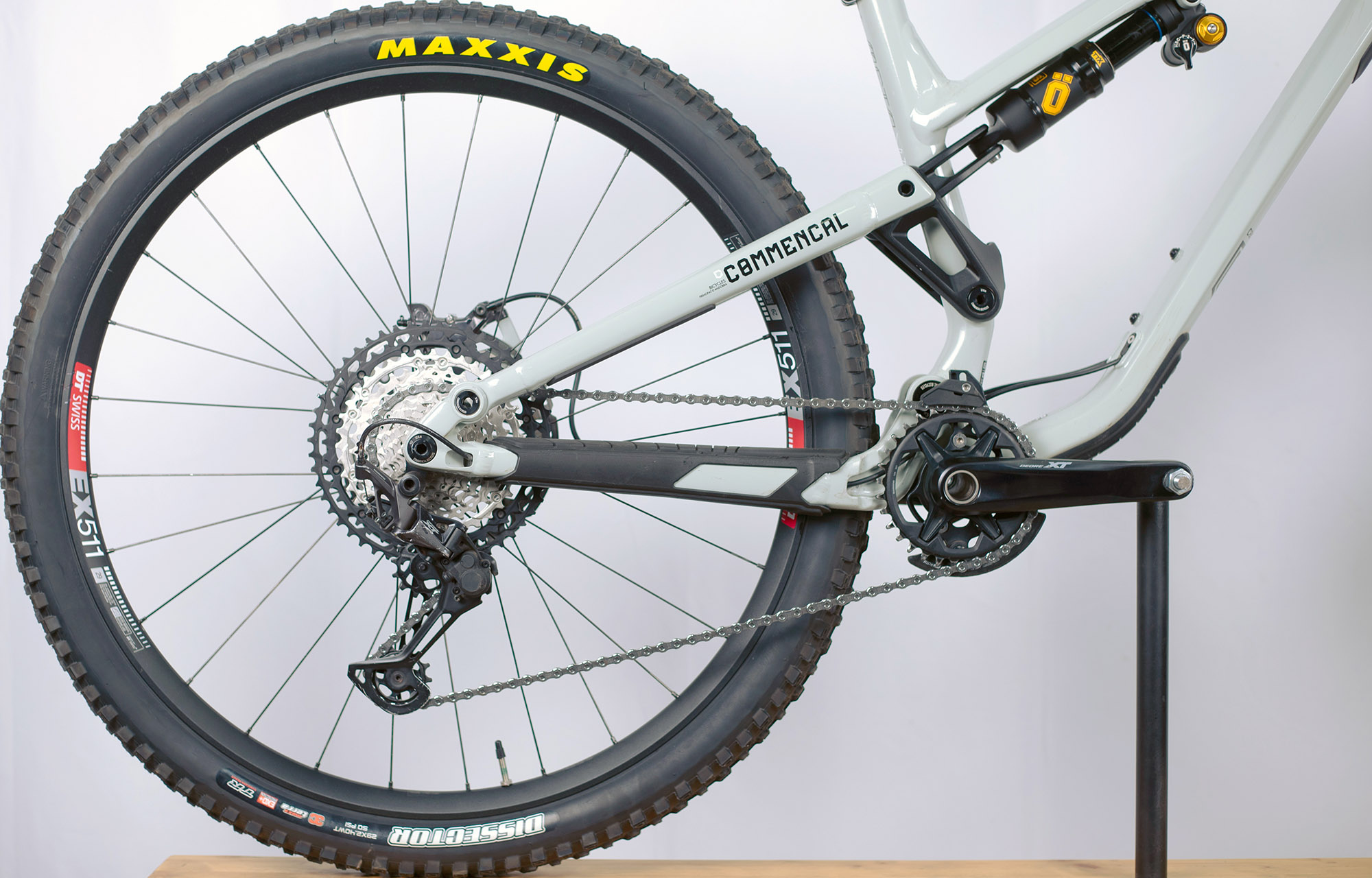 COMMENCAL META TR V4 OHLINS EDITION ASH GREY - M (22120602) image cover number large 0