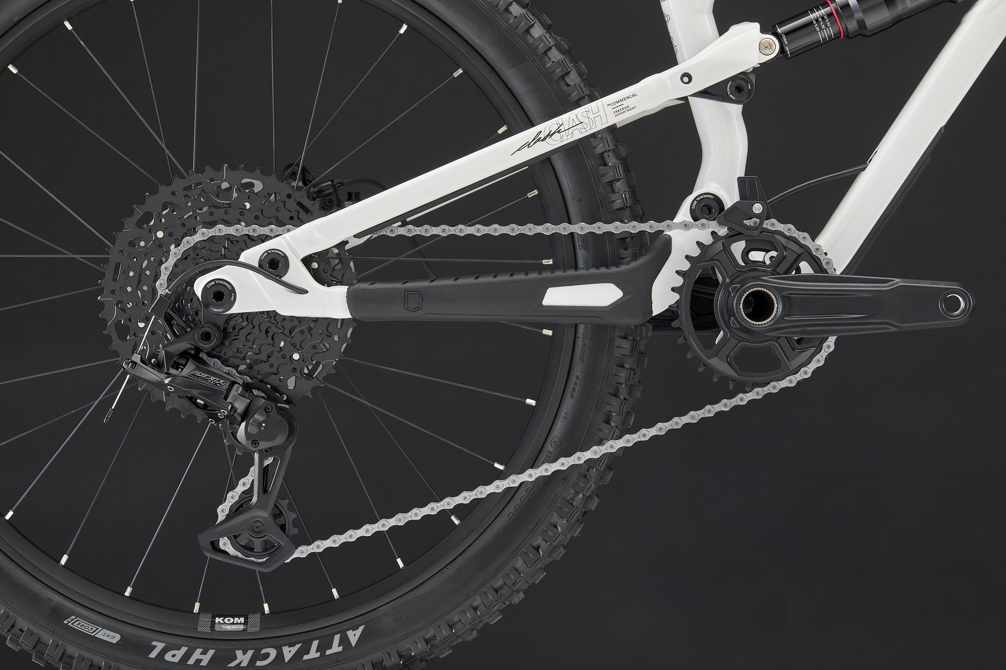 COMMENCAL CLASH 24 PURE WHITE 2027 image large number 5