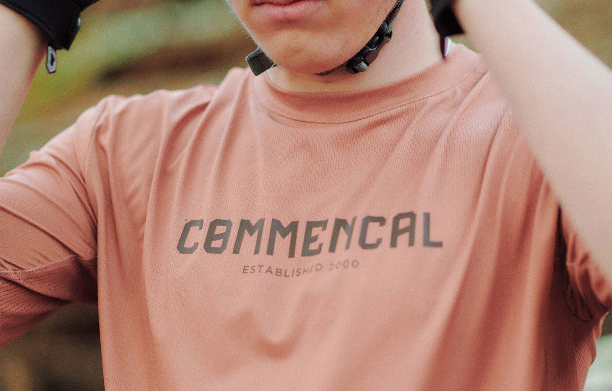 COMMENCAL KURZARM TRIKOT LIGHTECH CORPORATE UTAH DIRT image number 3