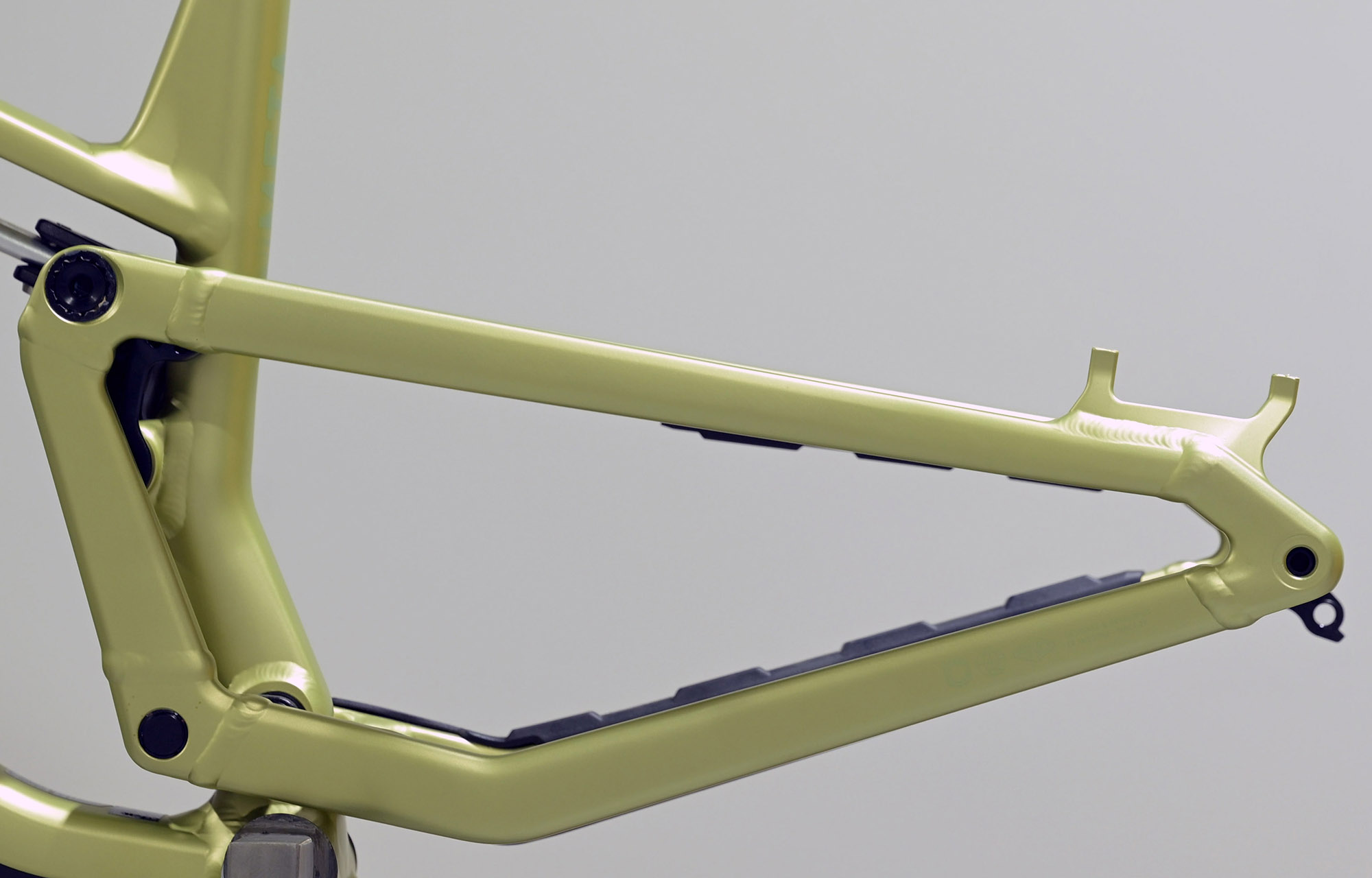 FRAME COMMENCAL META V5 SIRIUS YELLOW - L (23121603) image number null