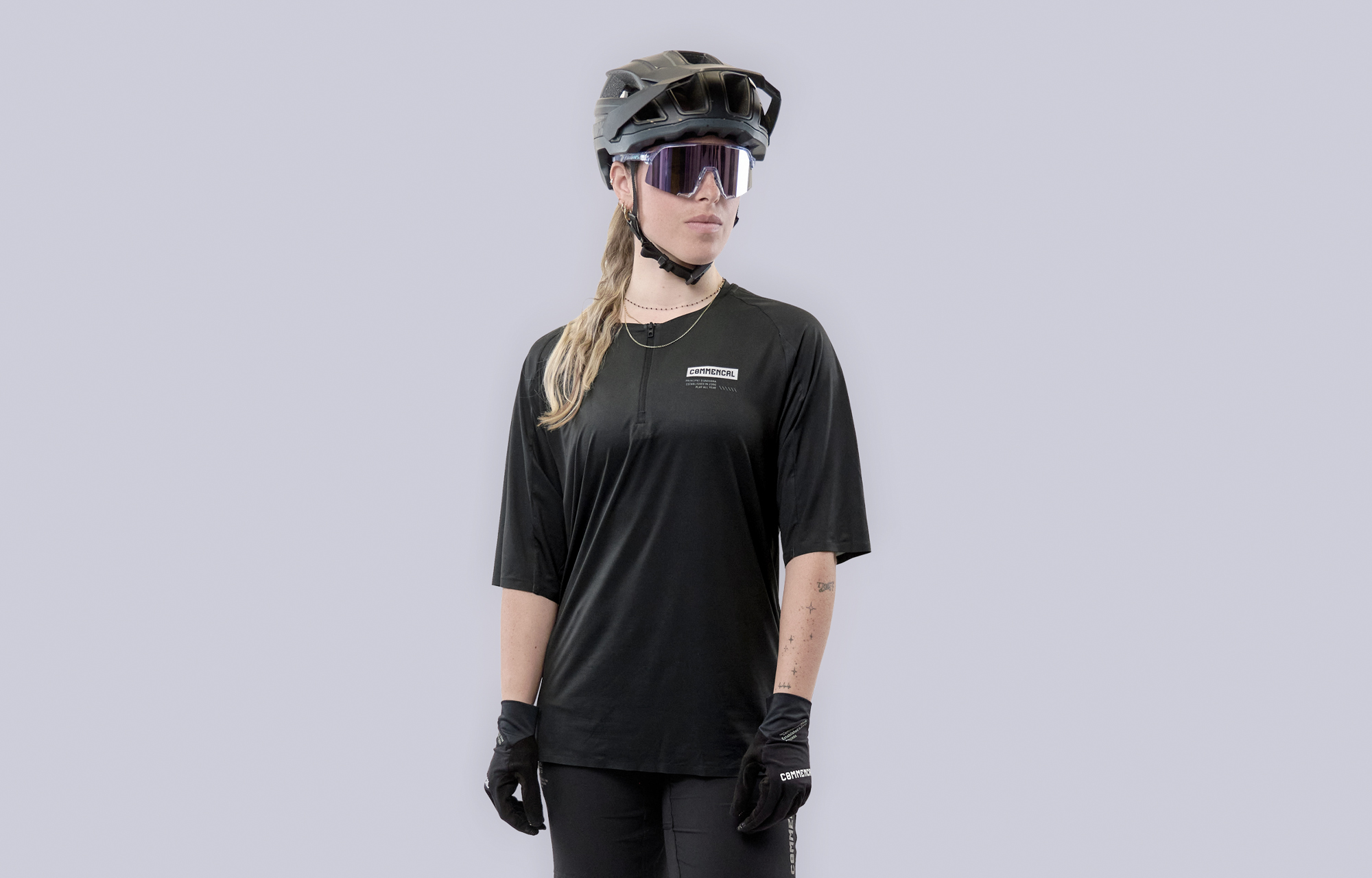 MAILLOT COMMENCAL LIGHTECH MANGA CORTA CON CREMALLERA BLACK image number 1
