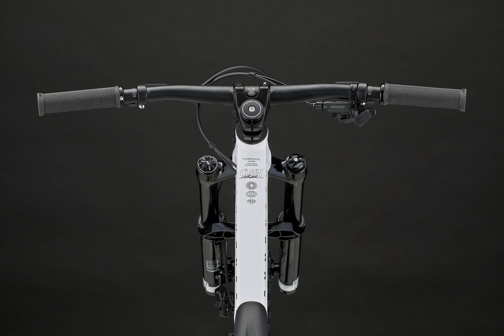 COMMENCAL CLASH 24 PURE WHITE 2026 image number null