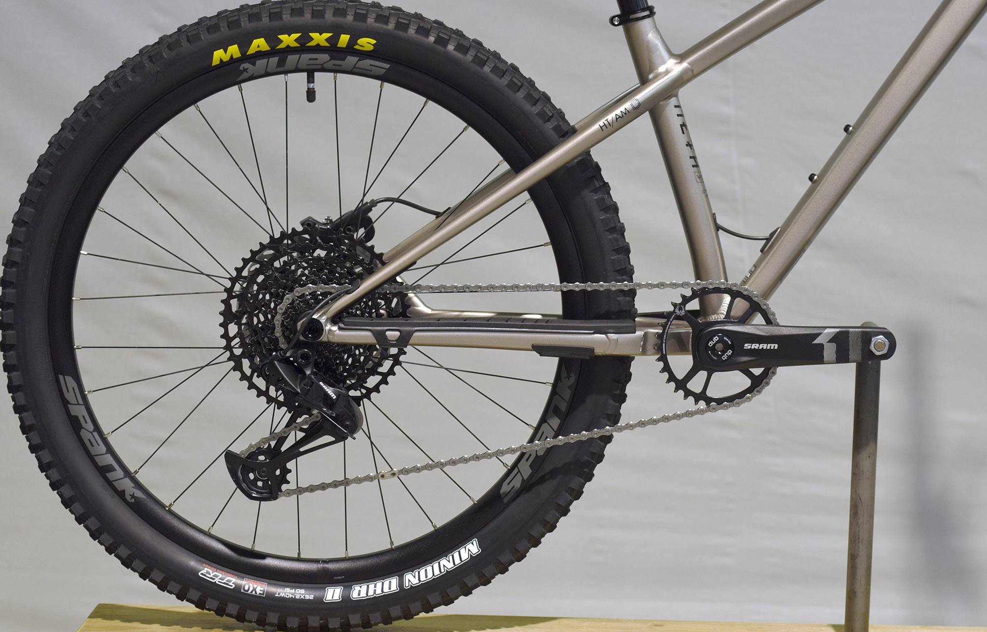 COMMENCAL META HT XS CHAMPAGNE - XS (22170400) image number null