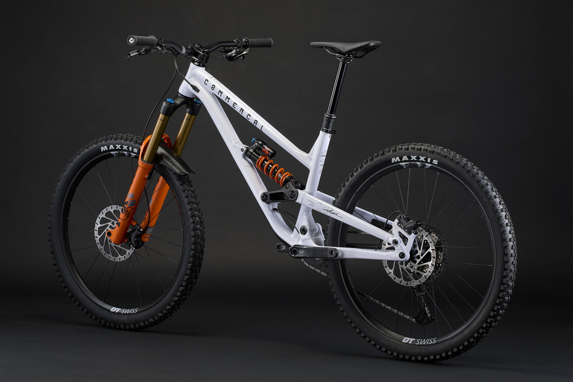 COMMENCAL CLASH SIGNATURE PURE WHITE 2026 image number null