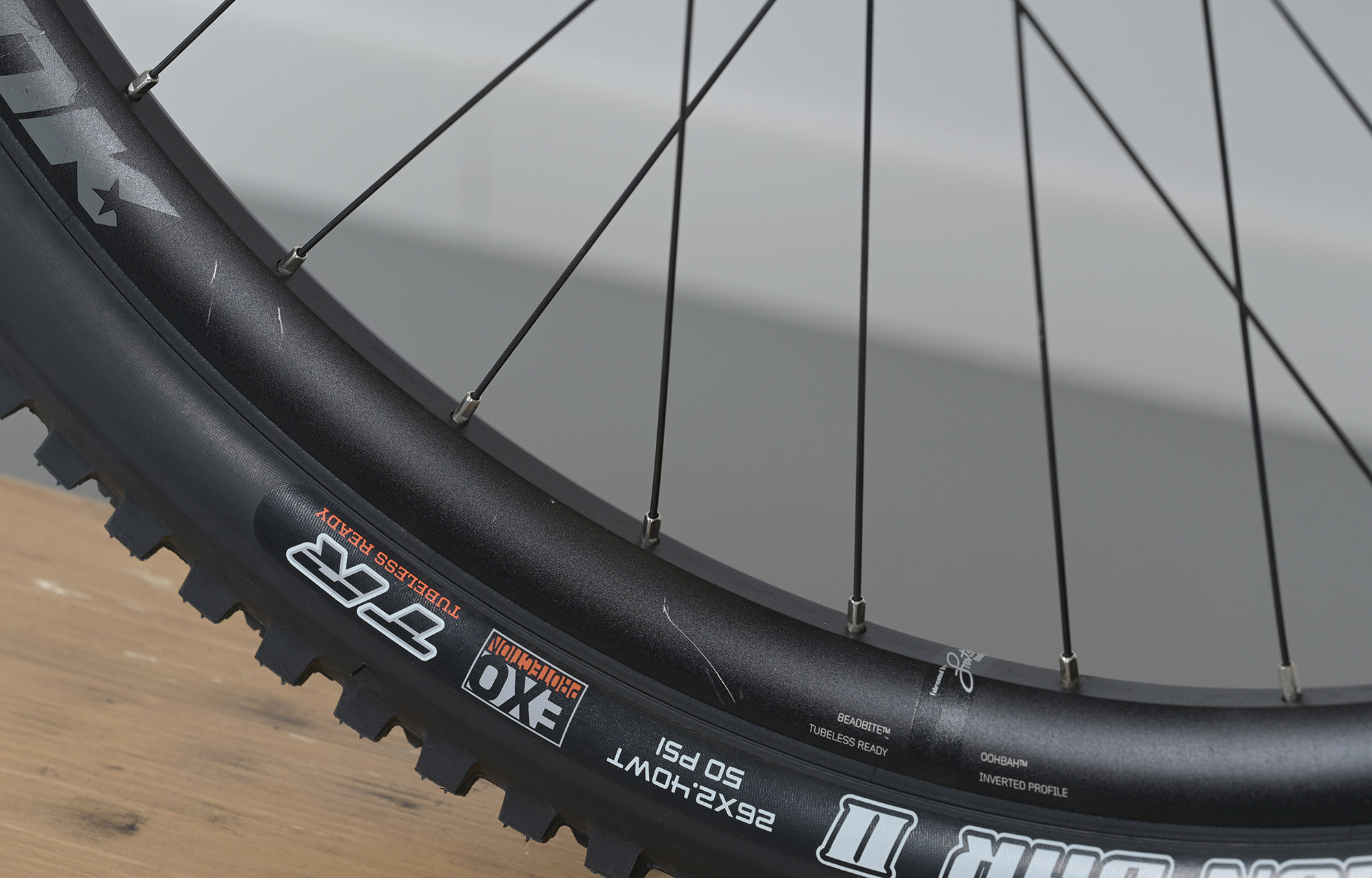 COMMENCAL CLASH JR V2 GLITTERY BLACK (22175700) image cover number large 12