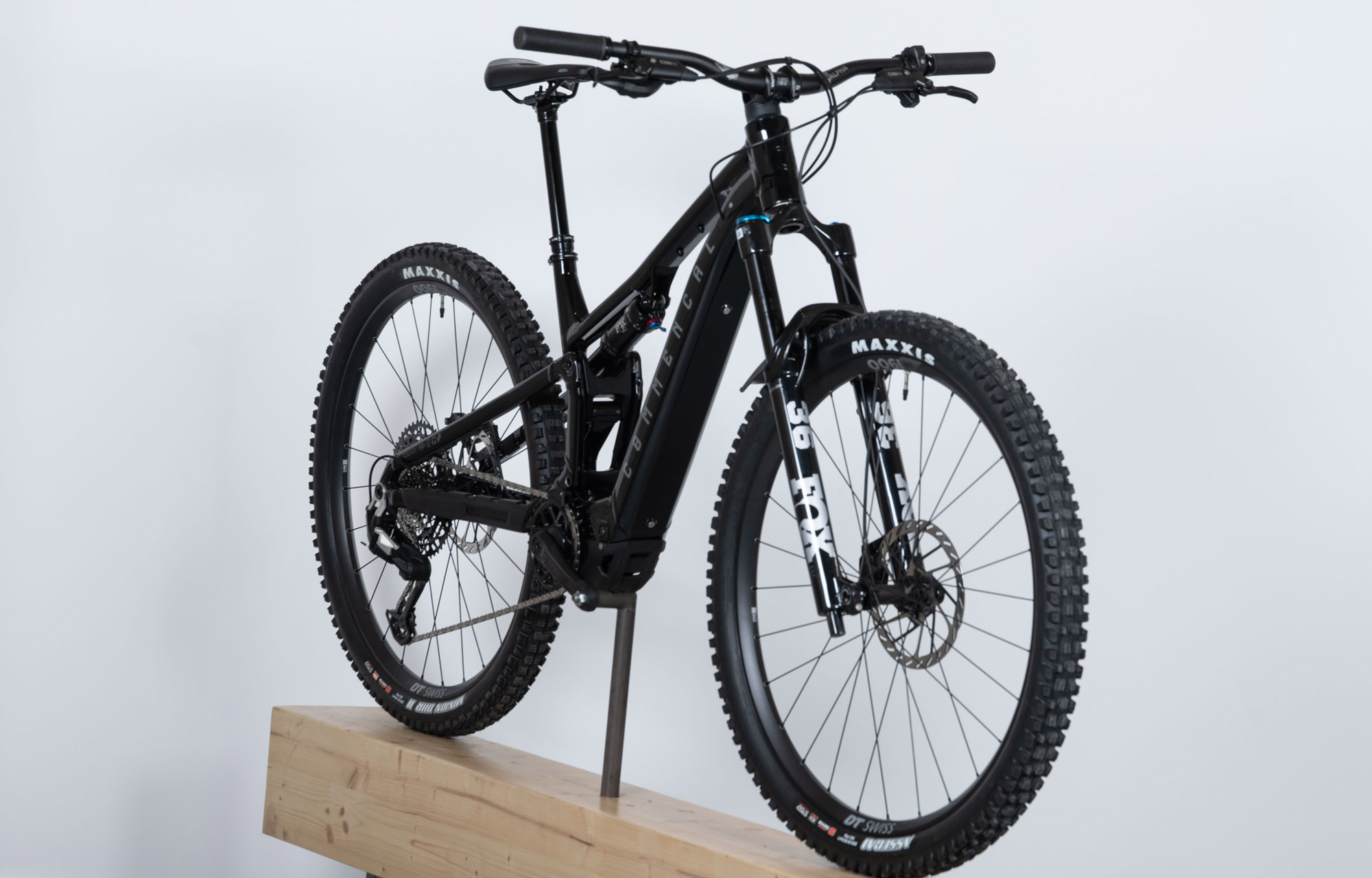 COMMENCAL T.E.M.P.O. POWER ESSENTIAL EAGLE 90 - M (25120302) 0 km image large number 2