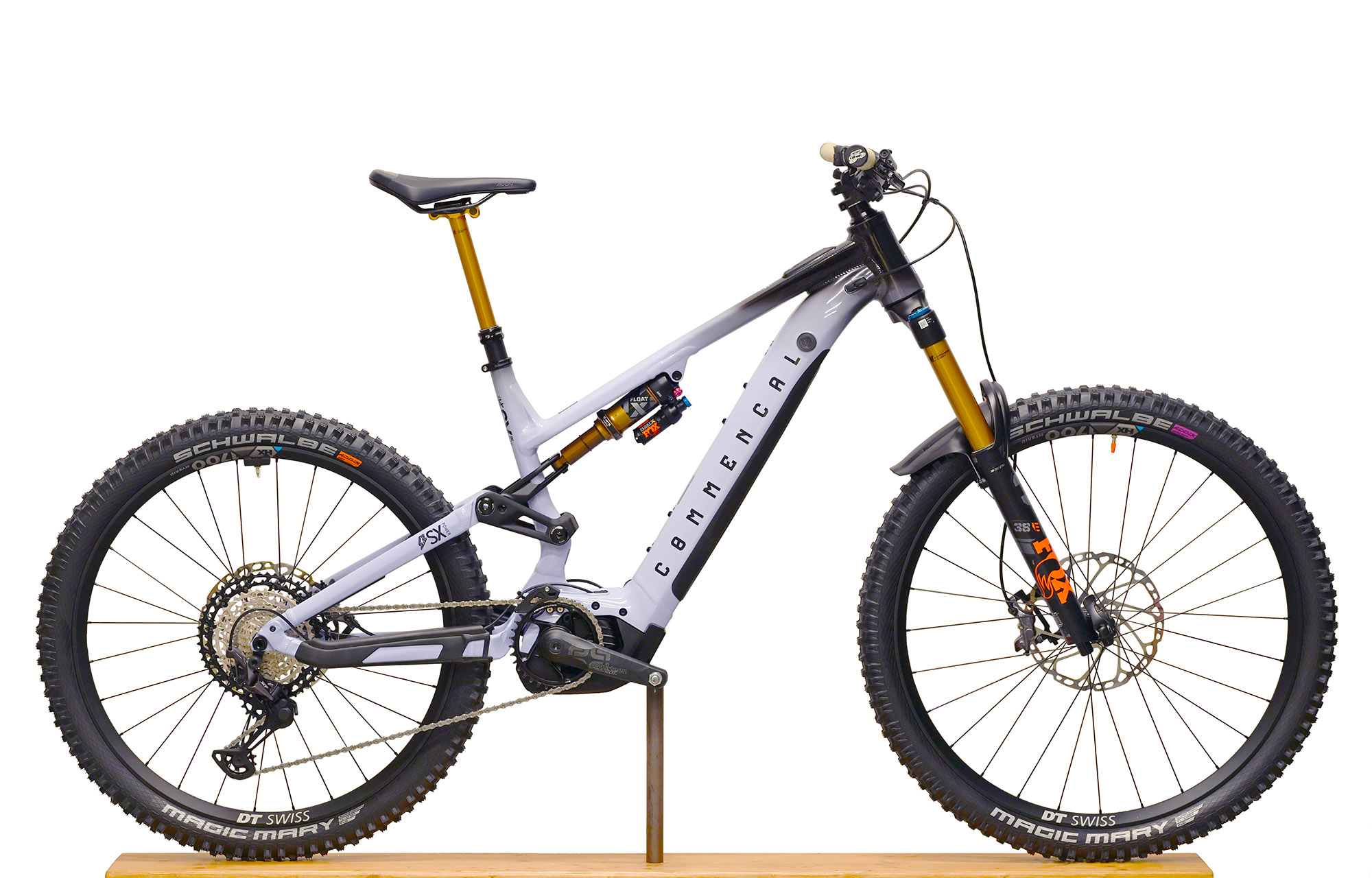 COMMENCAL META POWER SX BOSCH SIGNATURE LIGHT PURPLE / BLACK - L (22180803) 109 km image number null
