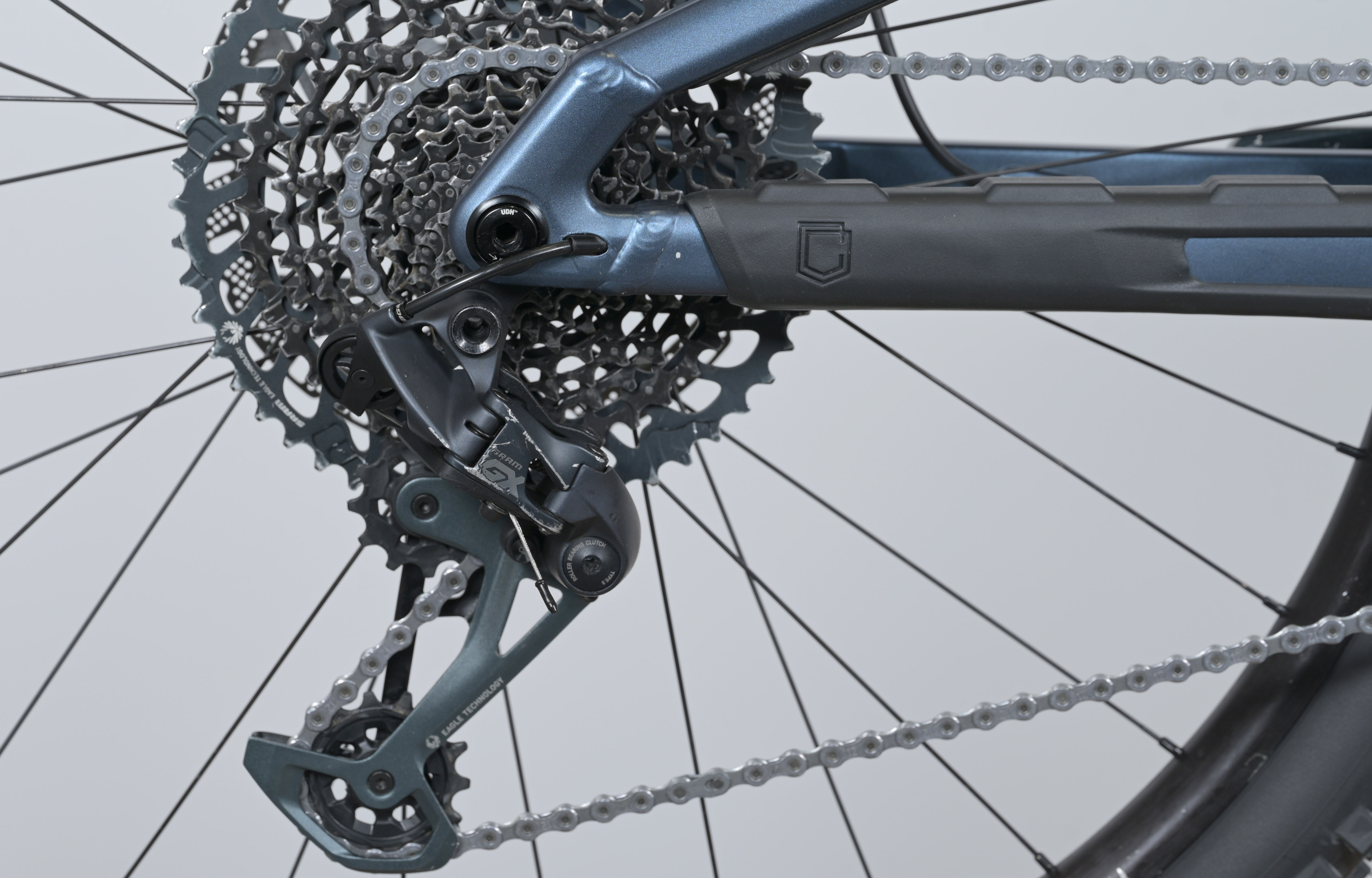 COMMENCAL META V5 RACE SPARKLY BLUE - M (23121302) image cover number large 5