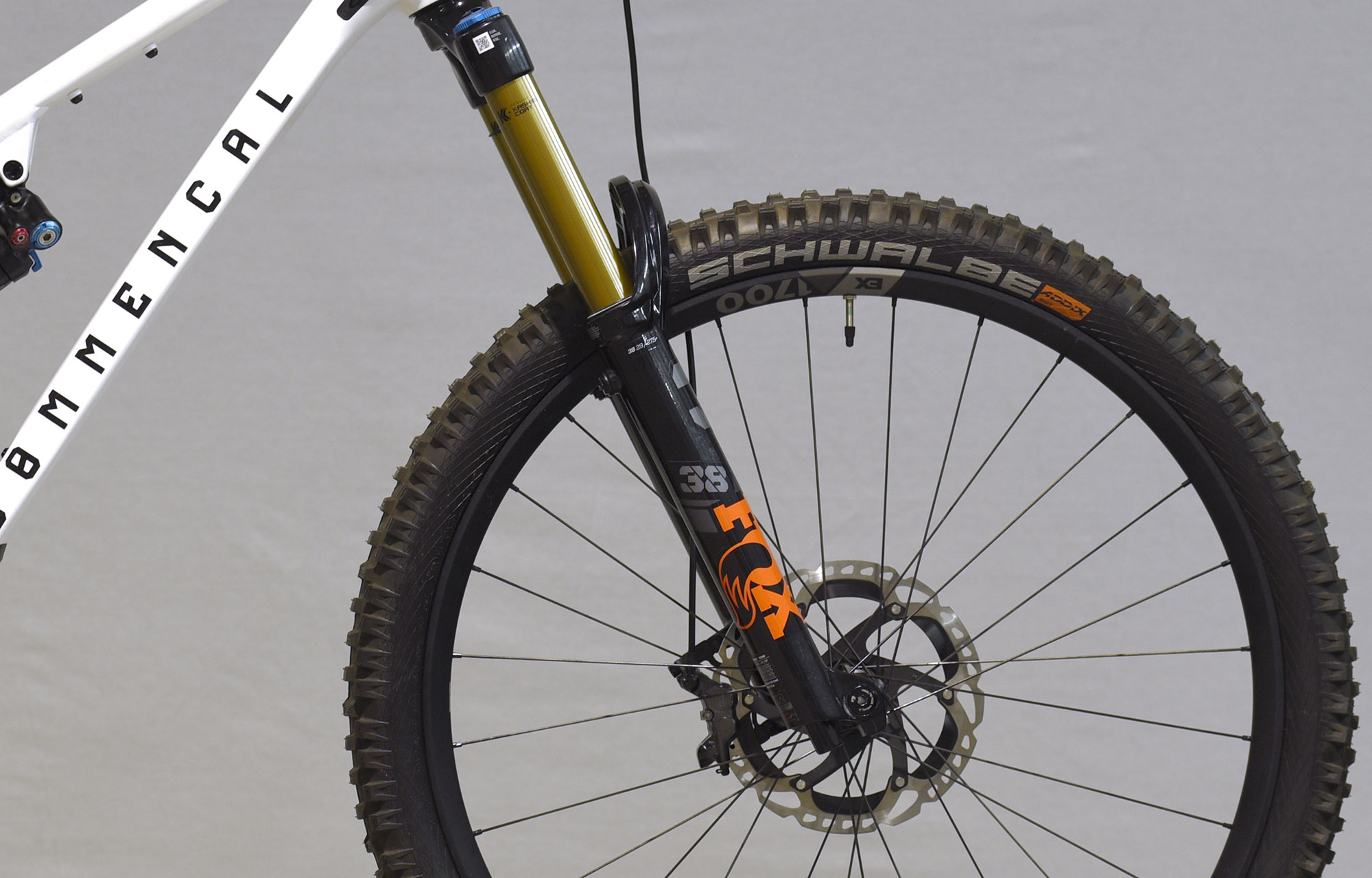 COMMENCAL META SX V5 SIGNATURE CLEAR SILVER - L (23131903) image number null