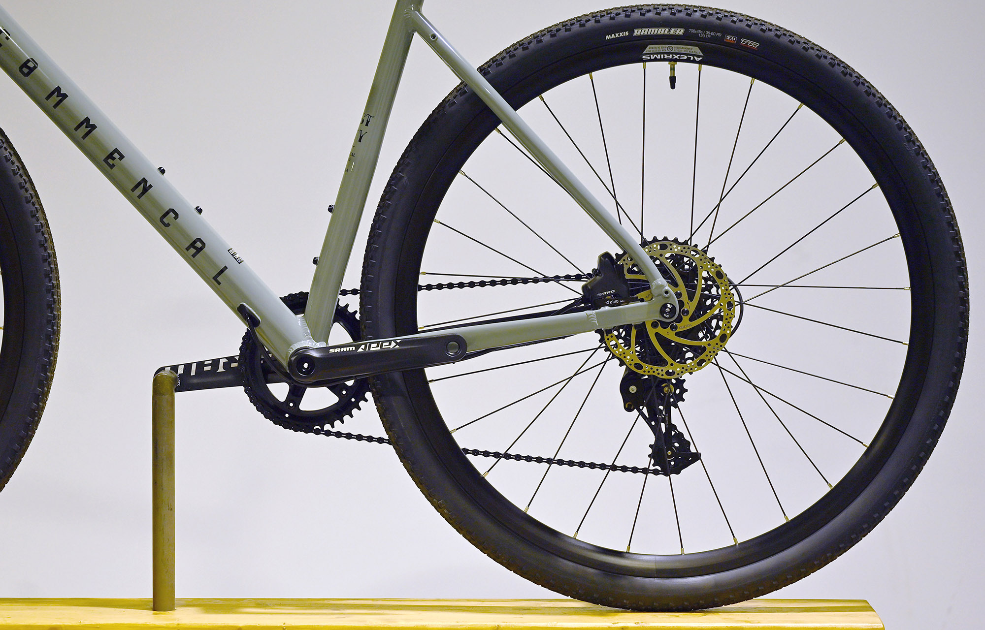 COMMENCAL FCB ORIGIN PYRITE GREY- L (23160003) image cover number large 5