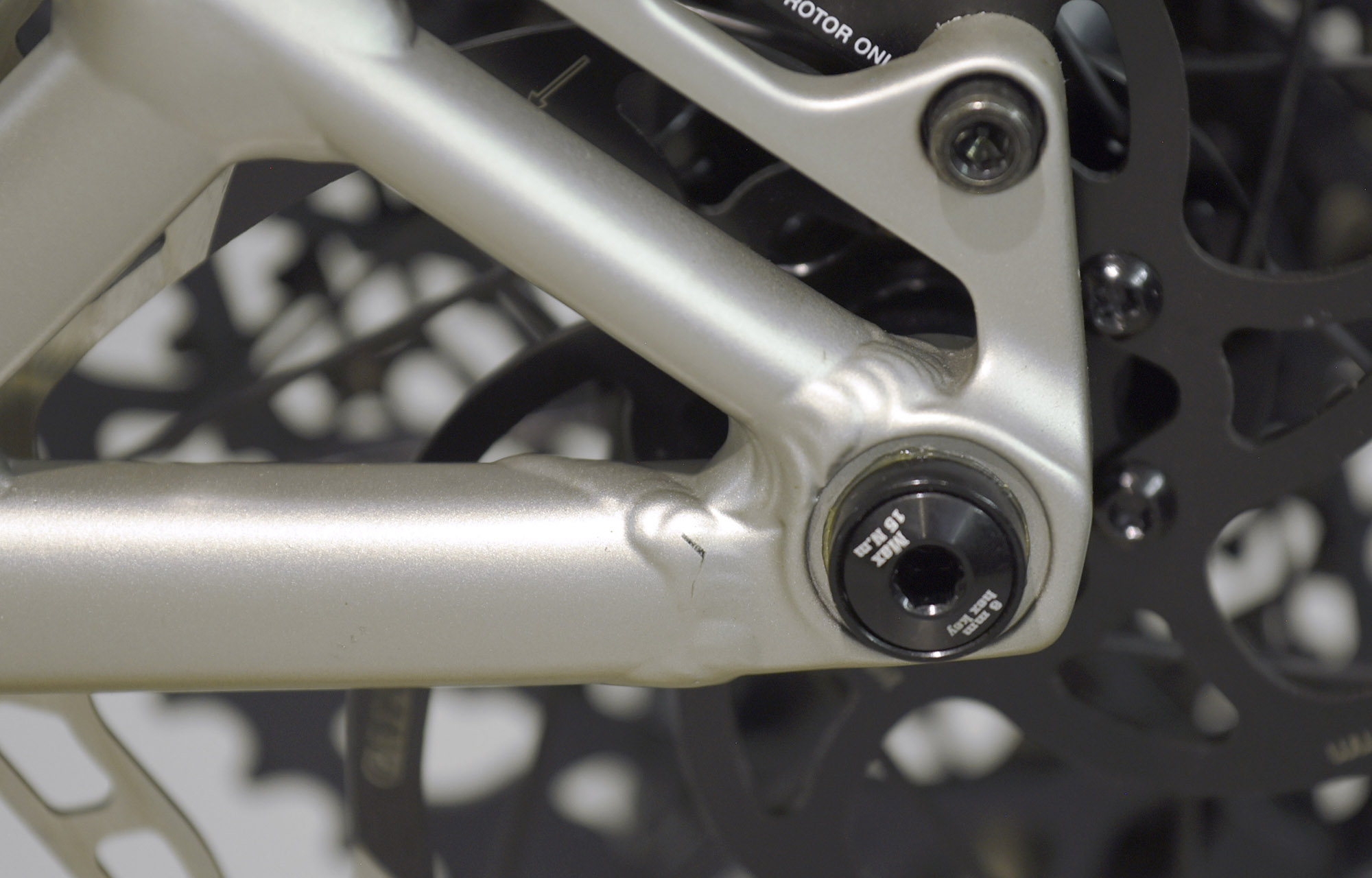 COMMENCAL META HT AM OHLINS EDITION SILVER - M (22131902) image number null