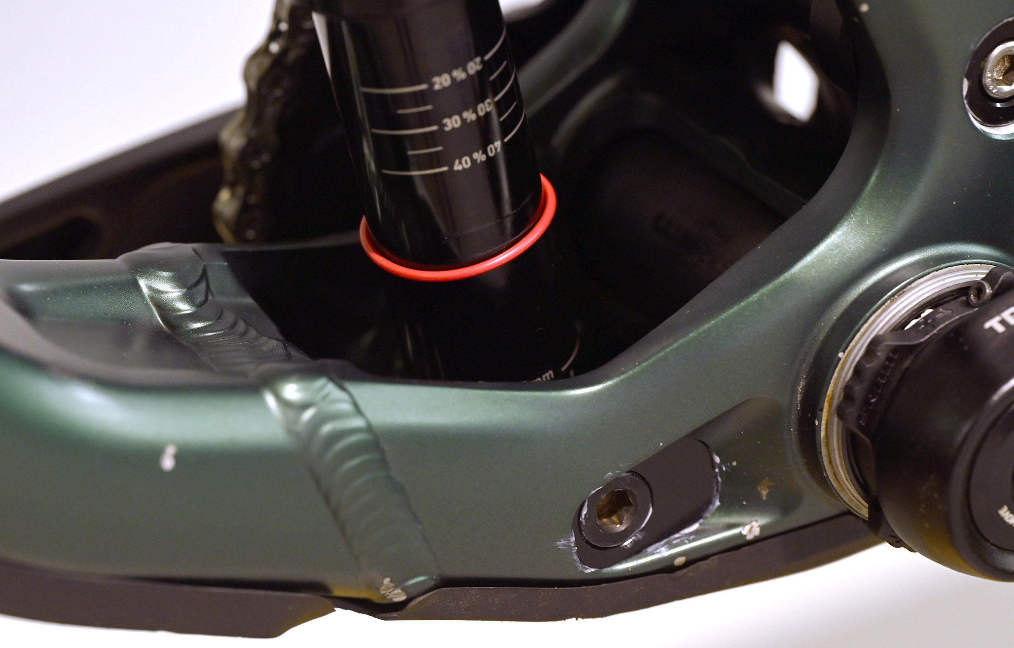 COMMENCAL SUPREME DH V5 RIDE METALLIC GREEN ROCKSHOX - S (23150801) image number null