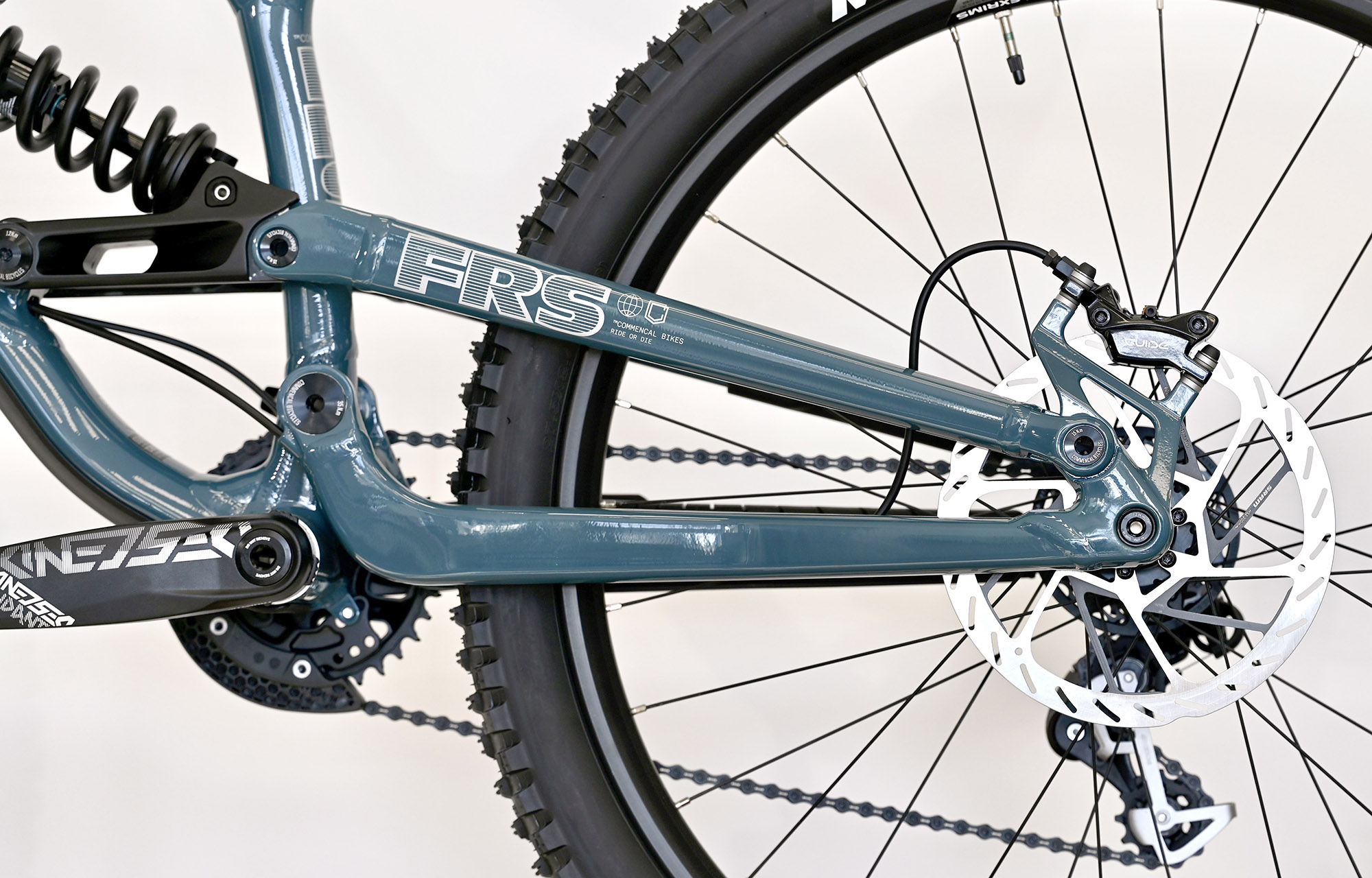 COMMENCAL FRS RIDE AQUA BLUE ALC - M (25777772) image number null