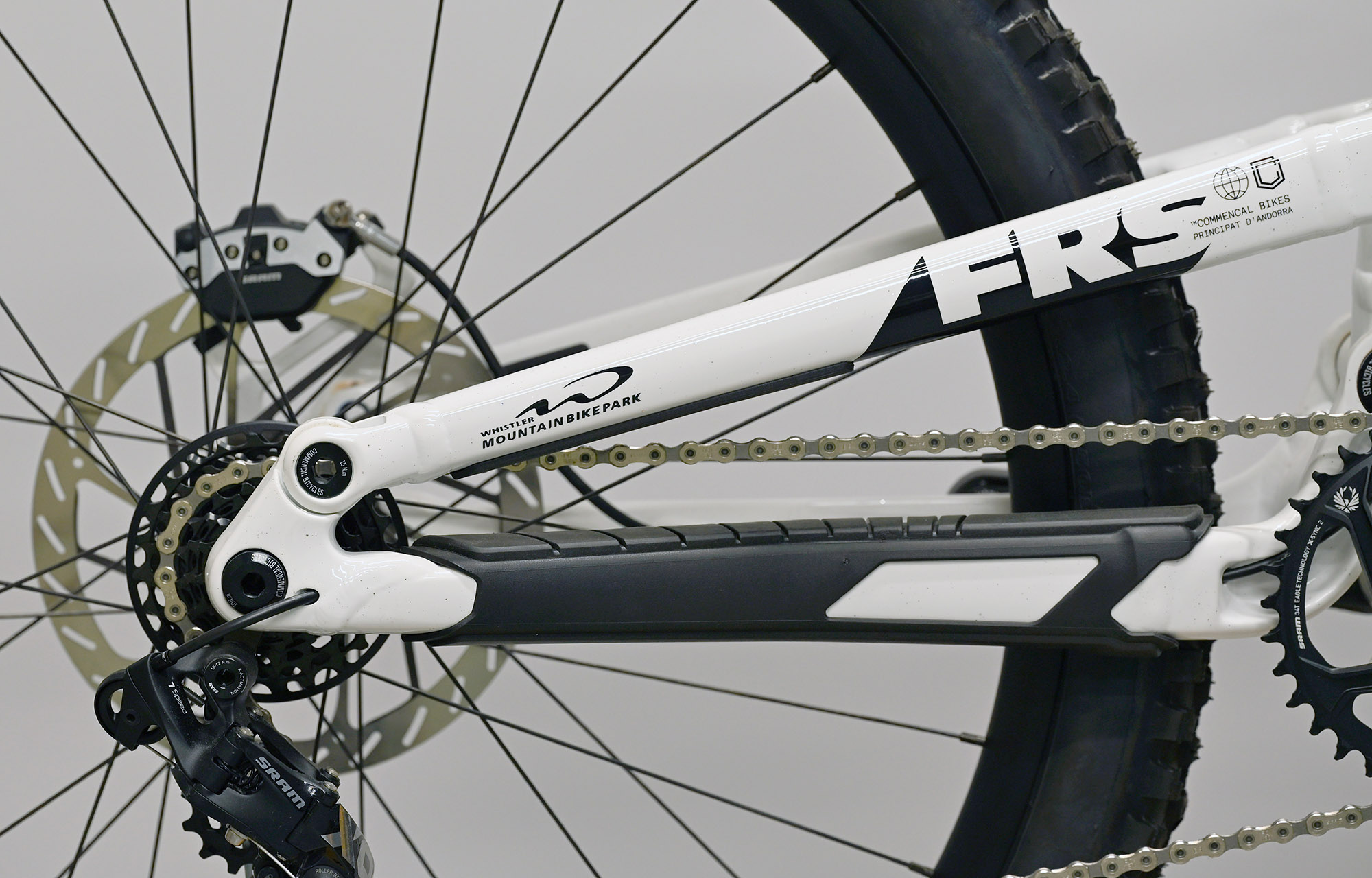 COMMENCAL FRS ULTIMATE WHISTLER EDITION - L (24156303) image number null